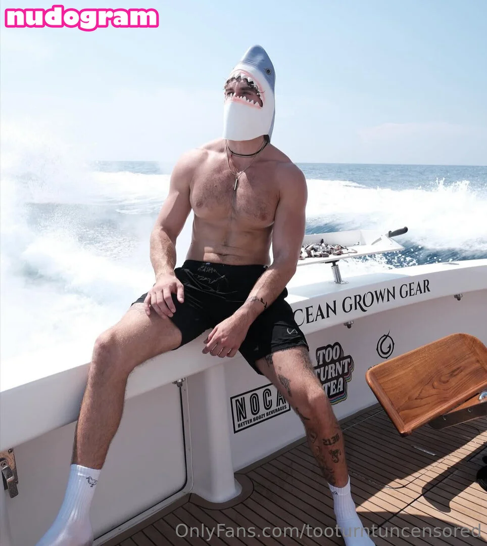 TooTurntTony @tooturnttony boyfriend 2020