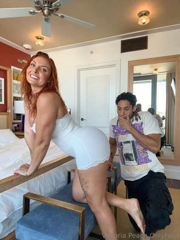 𝗩𝗜𝗖𝗧𝗢𝗥𝗜𝗔 𝗣𝗘𝗔𝗖𝗛 @victoria_peach bathing suit anyone but you