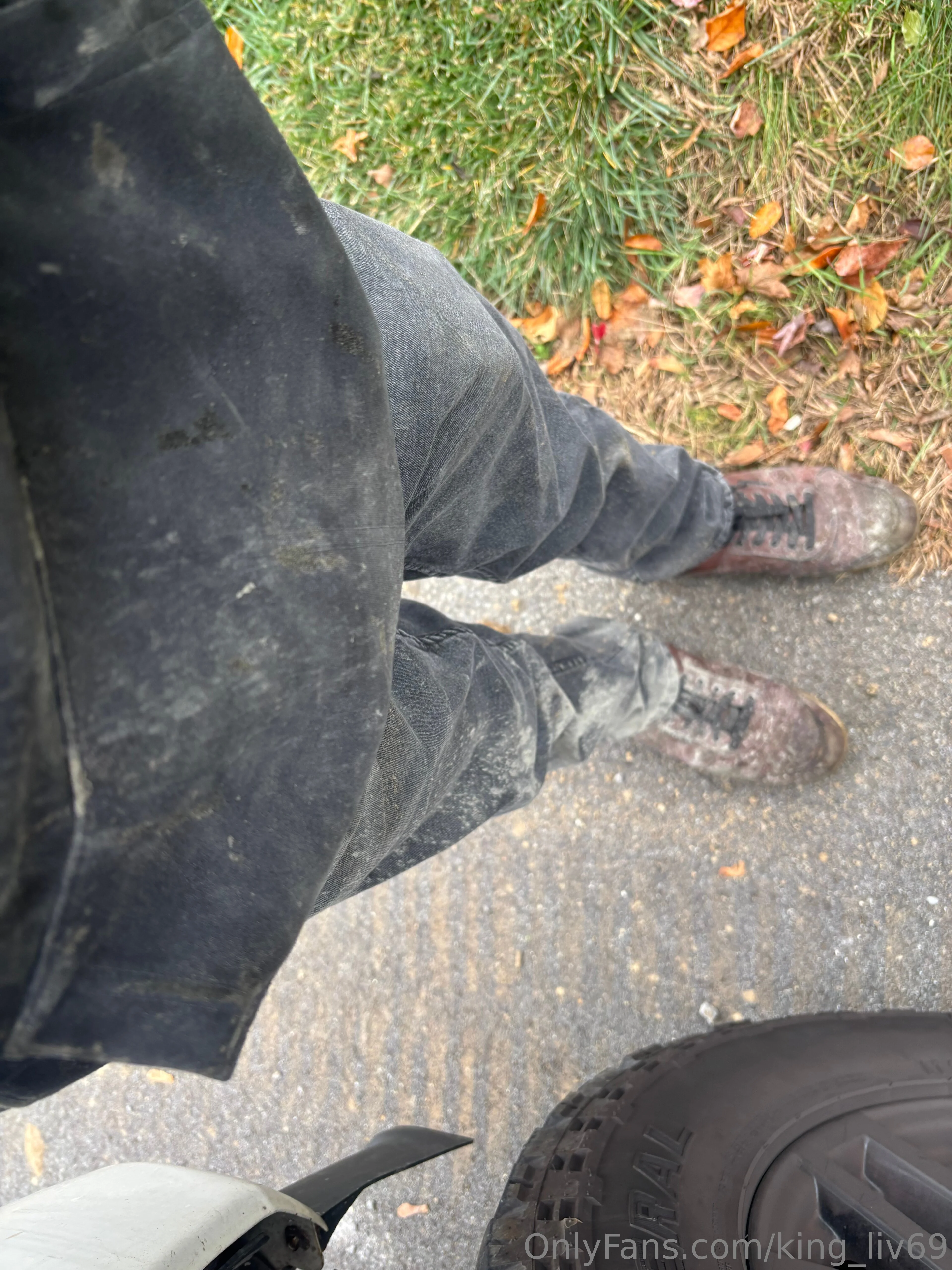 Kingsman @king_liv69 scooter braun dating