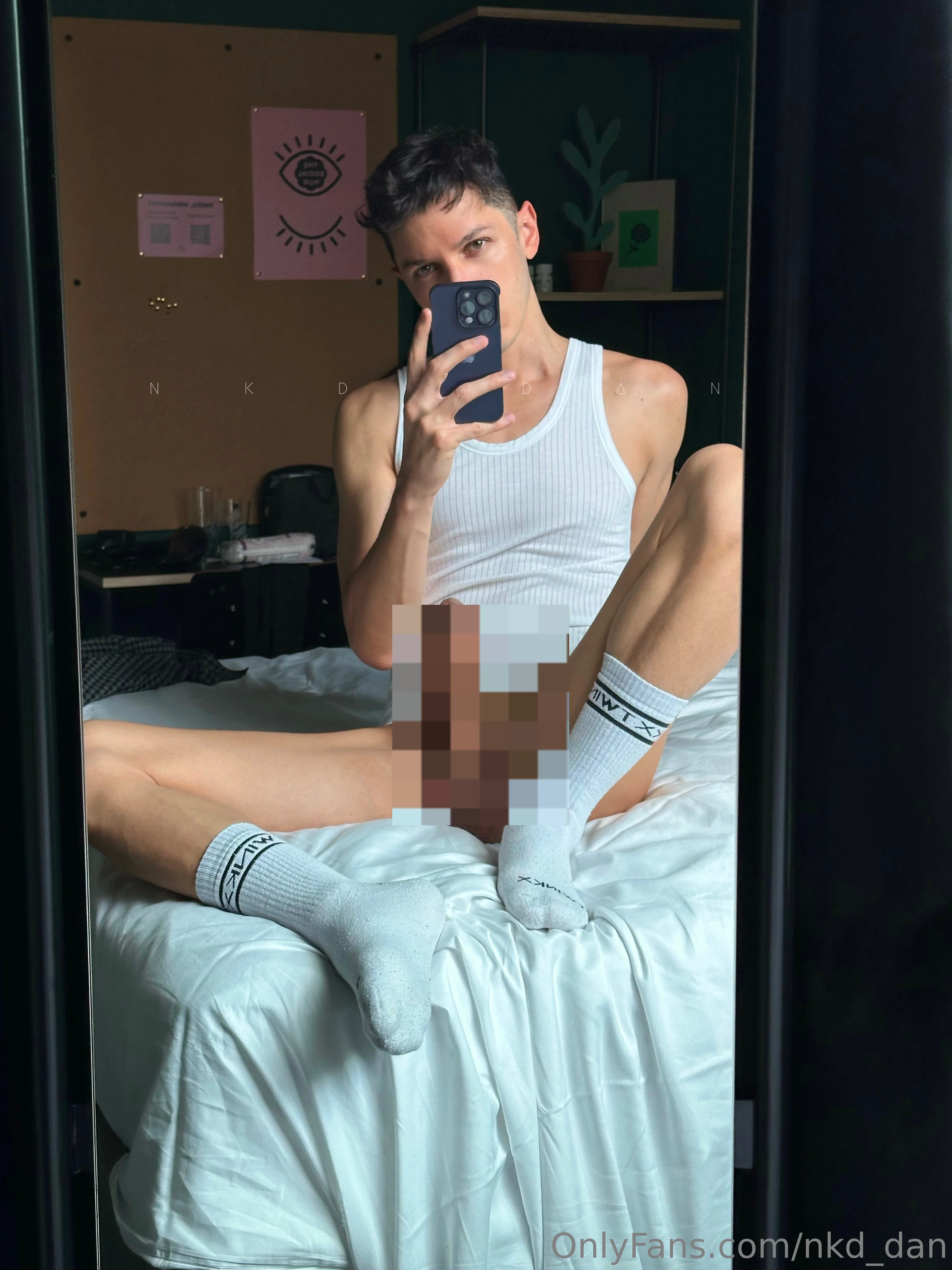 Dan [Free] @nkd_dan alexa demie and