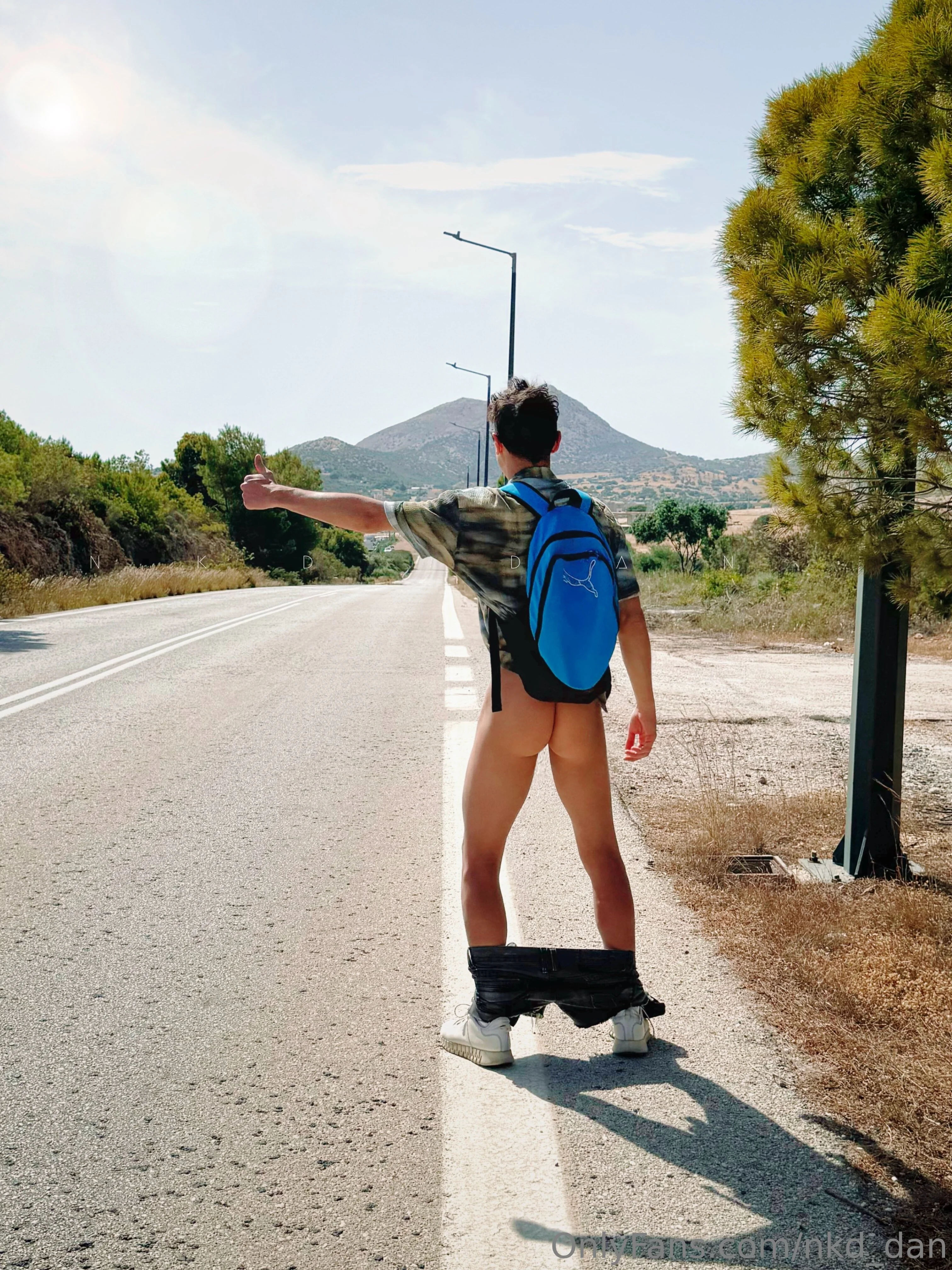 Dan [Free] @nkd_dan does have fake breast