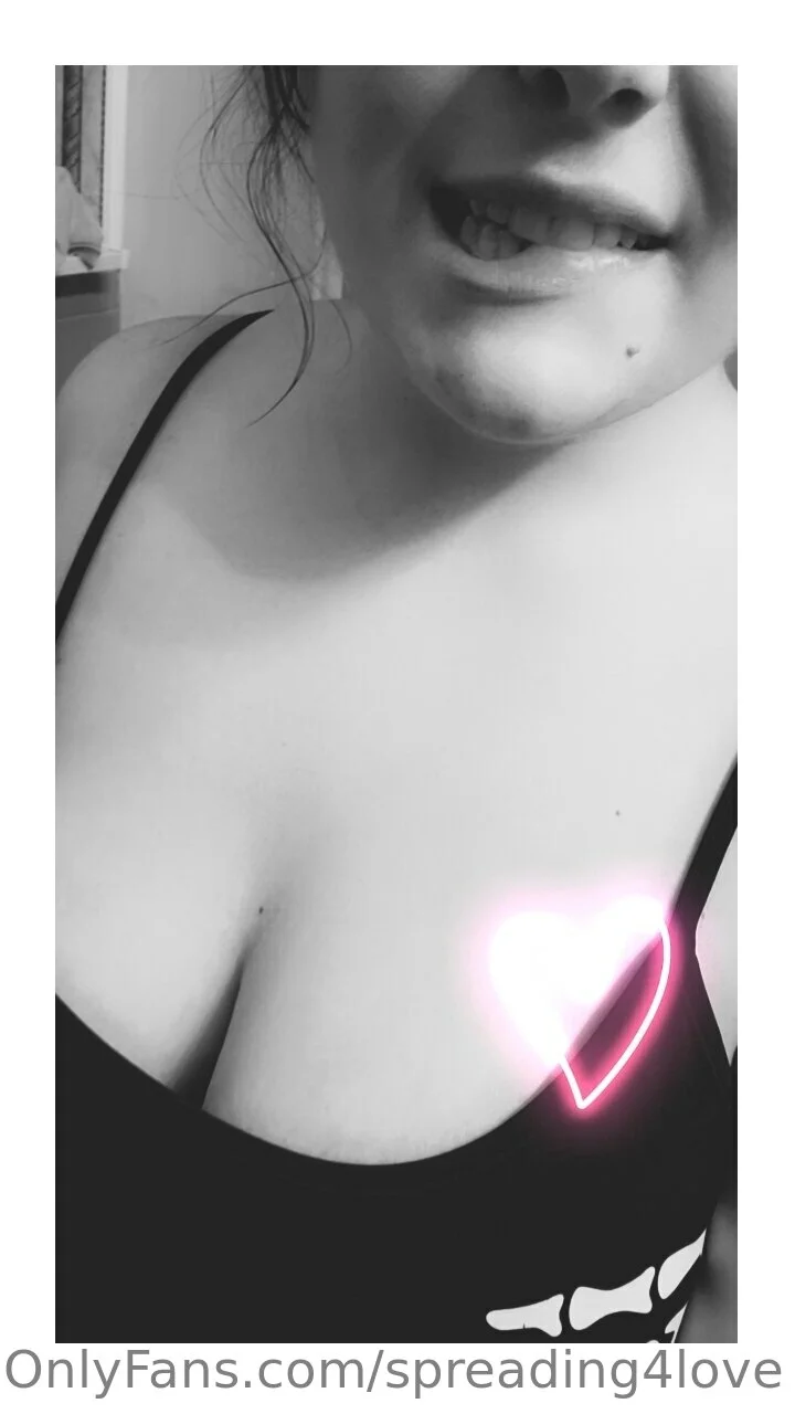 Jena Spreading @spreading4love peyton kennedy and kiss