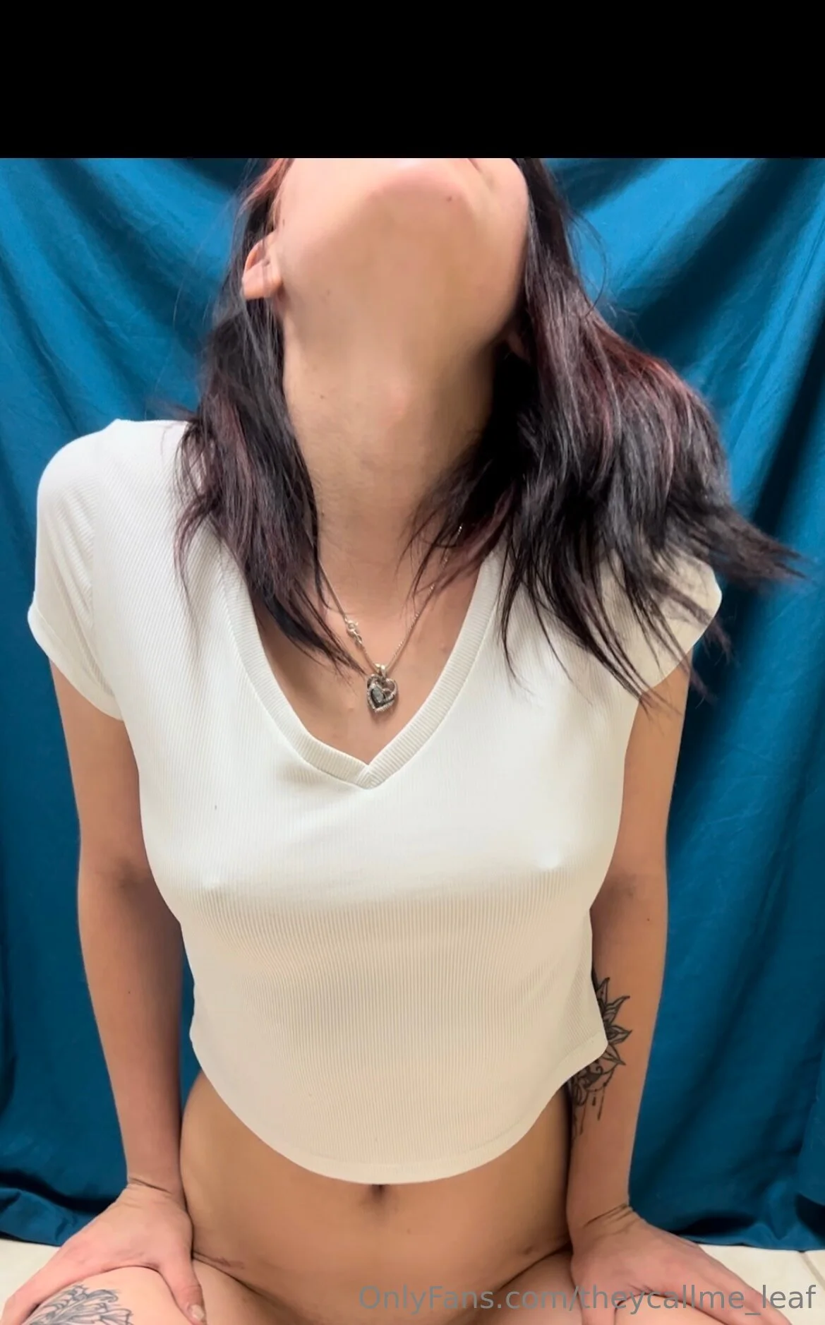 Hannah @theycallme_leaf toilet scene