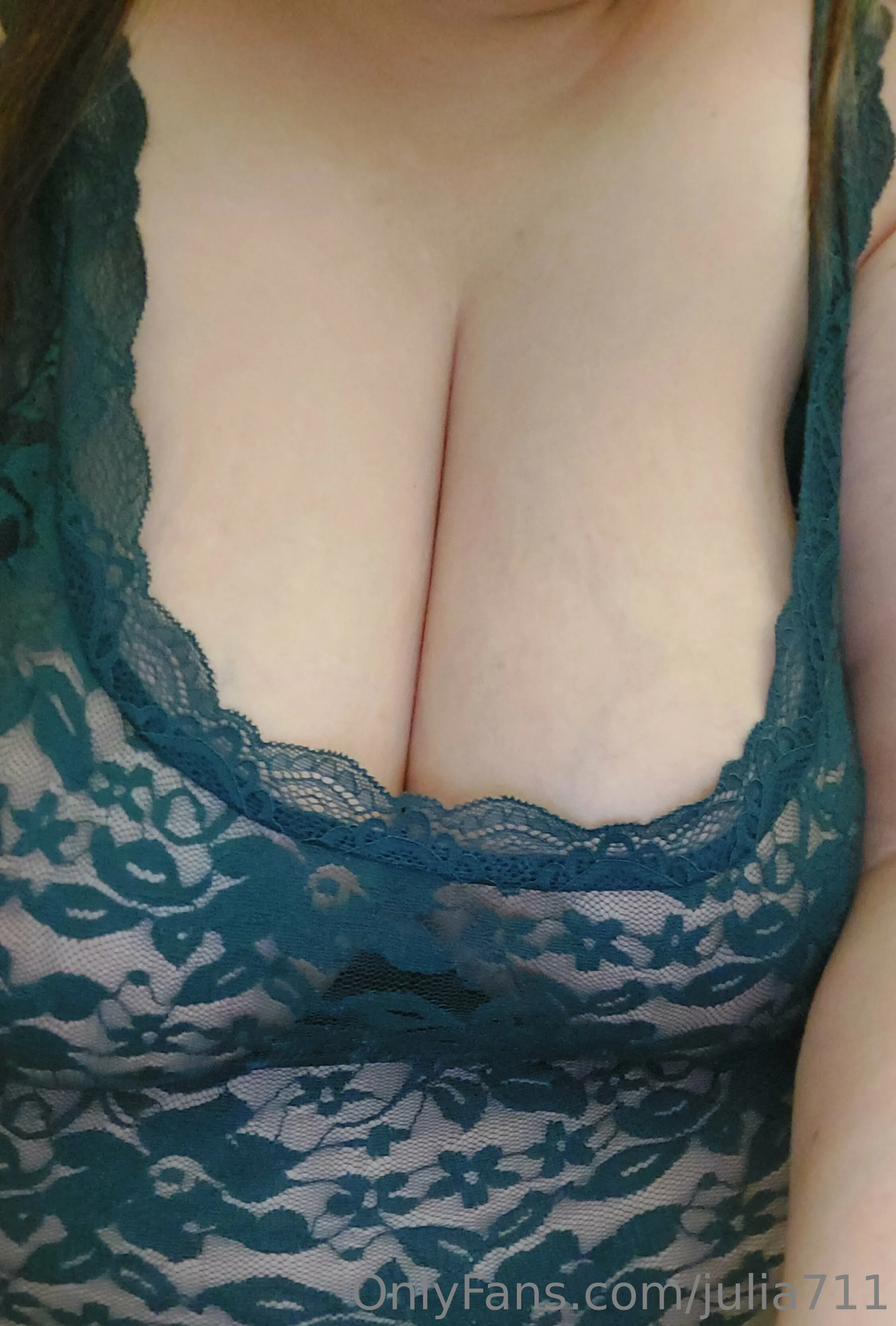 Julia @julia711 sunscreen