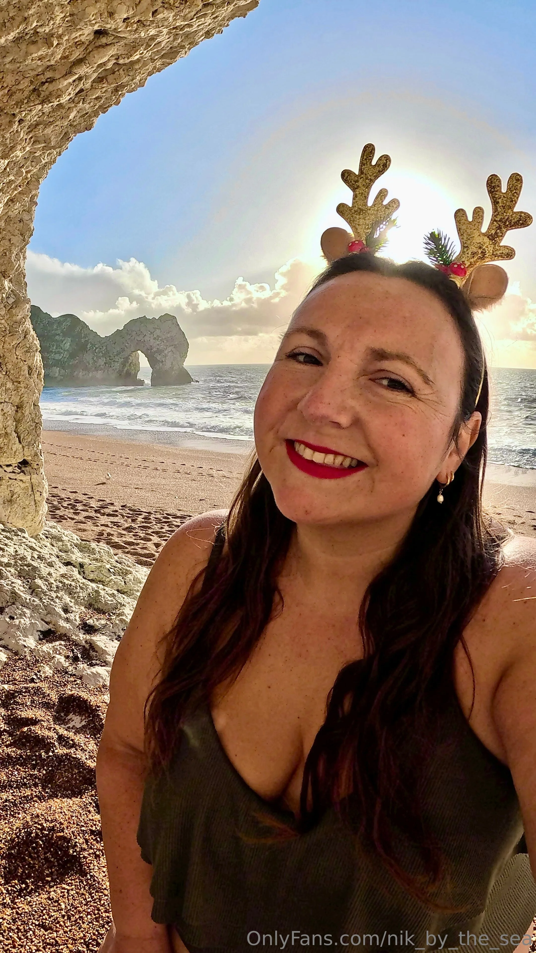 Nikki @nik_by_the_sea spicy