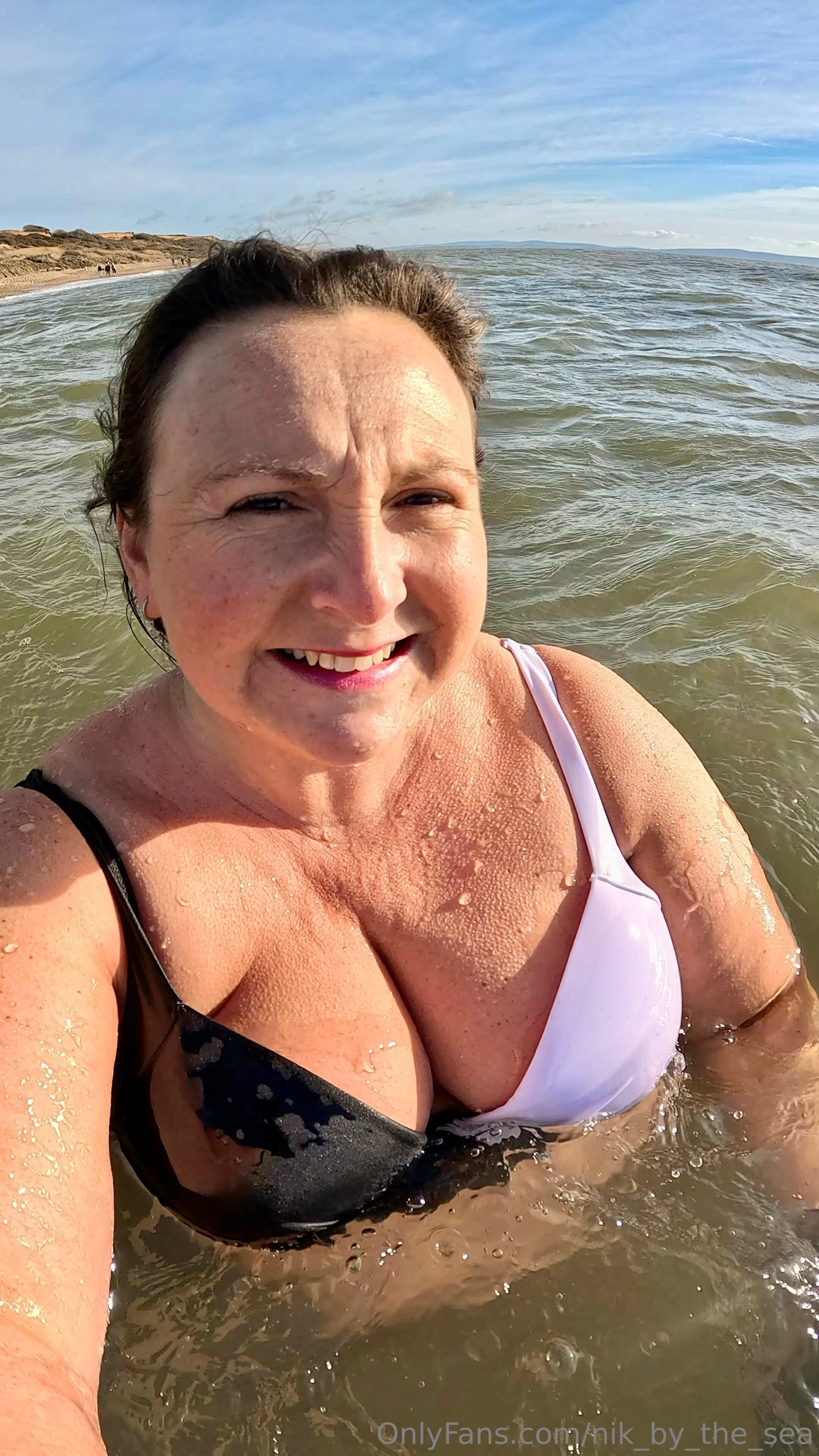 Nikki @nik_by_the_sea exclusive content - 31 fans loved this post