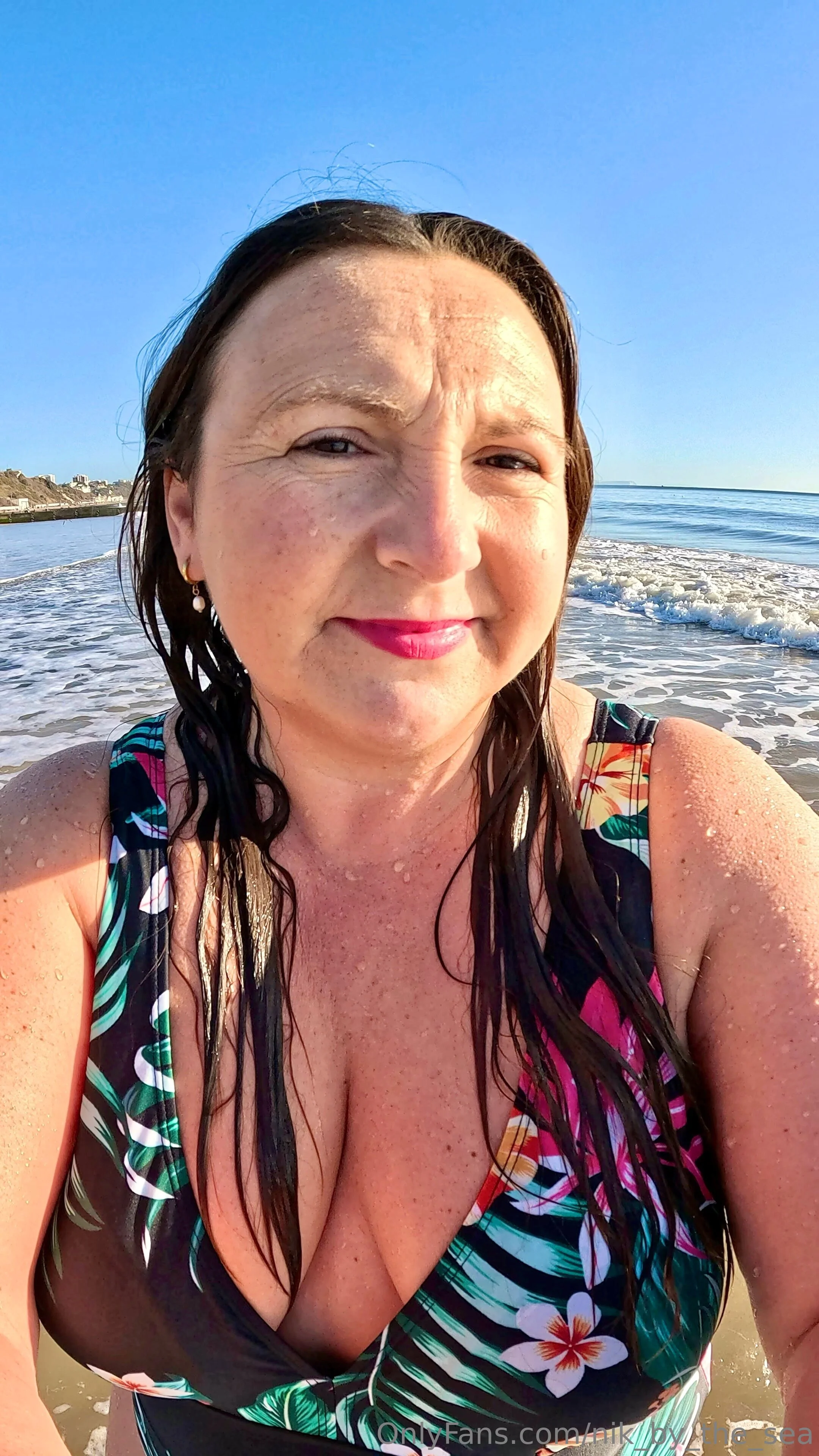 Nikki @nik_by_the_sea light blue dress