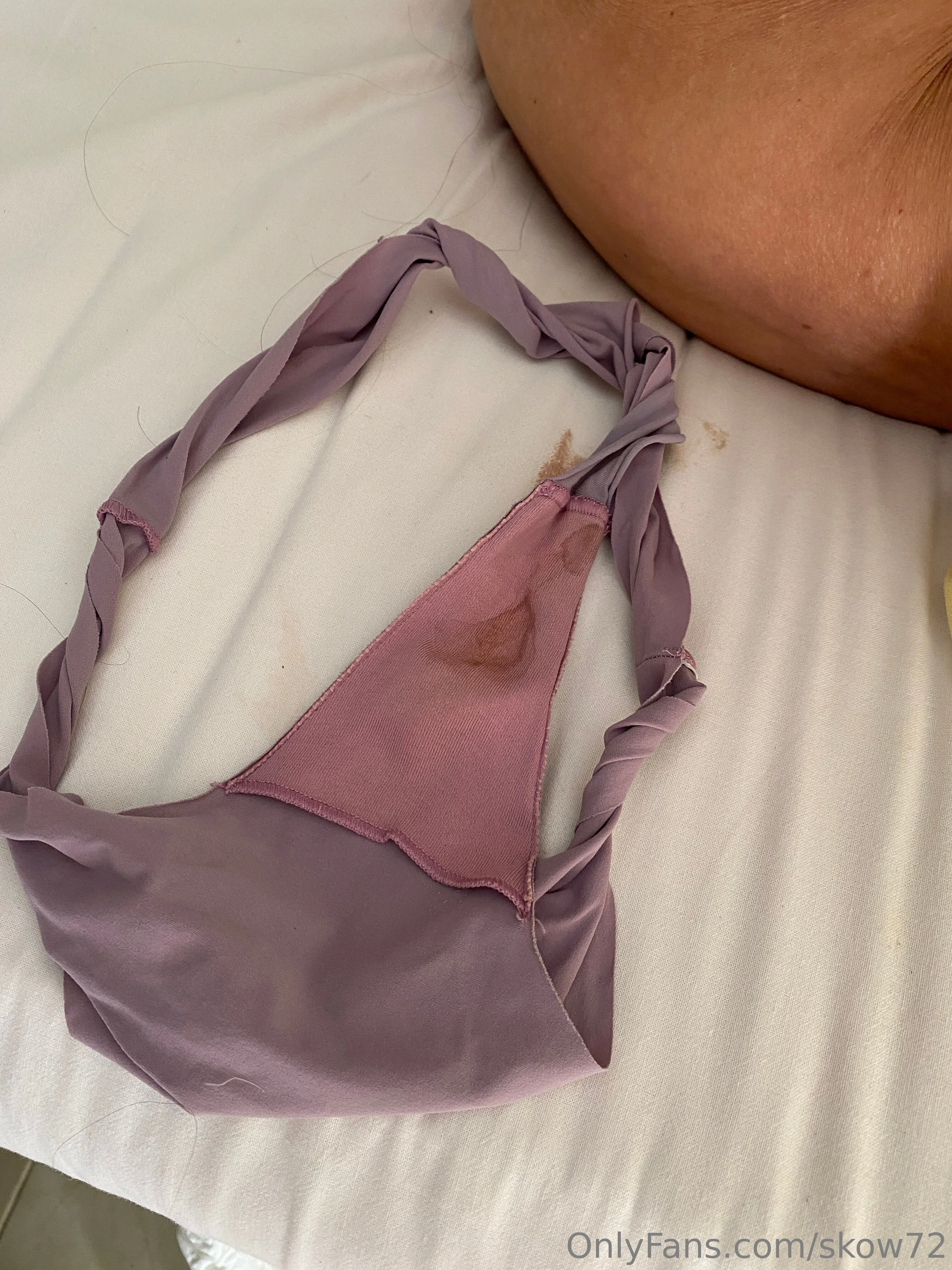 Skow72 @skow72 party maga