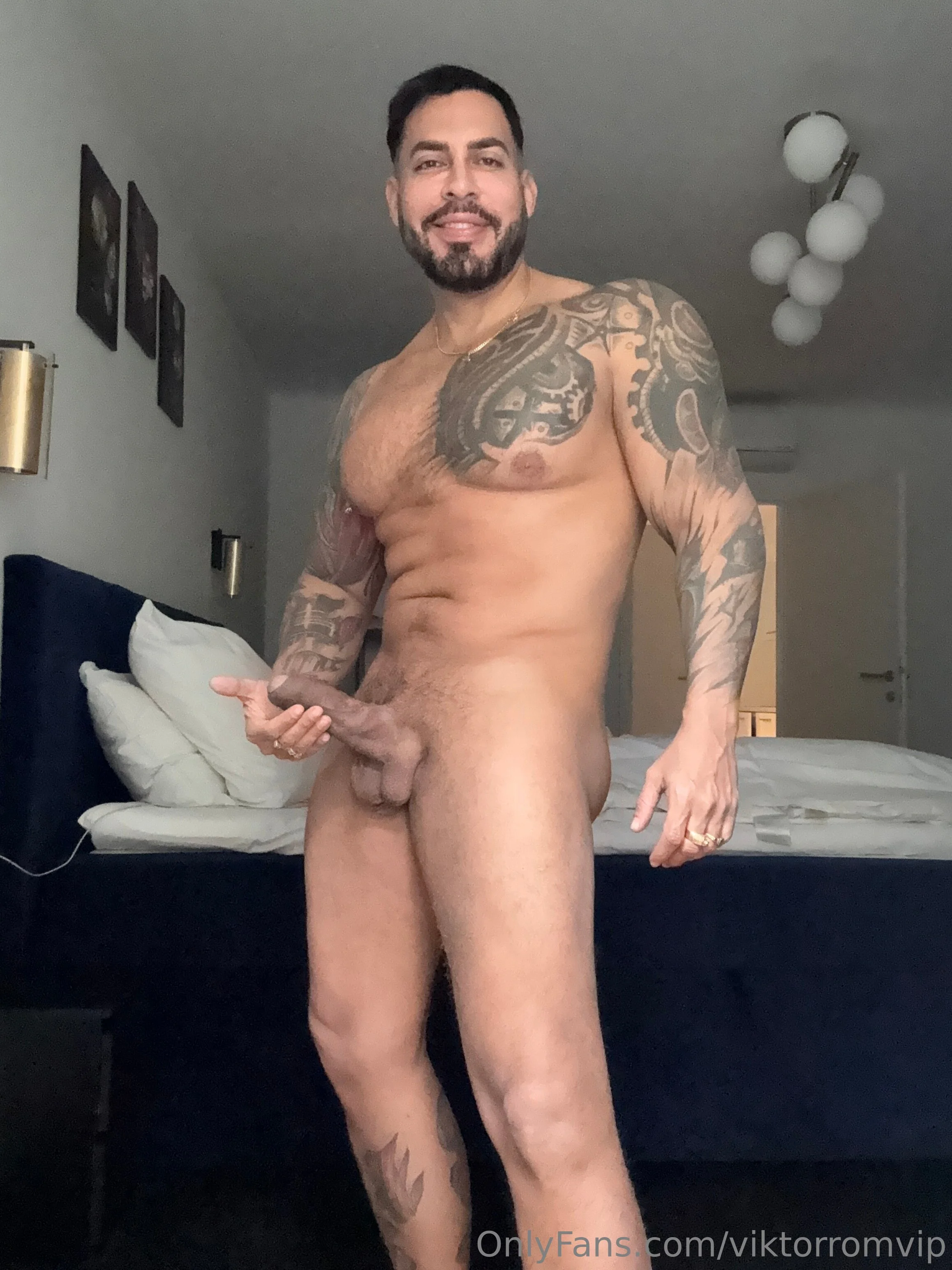 viktorromxxx @viktorromvip backless