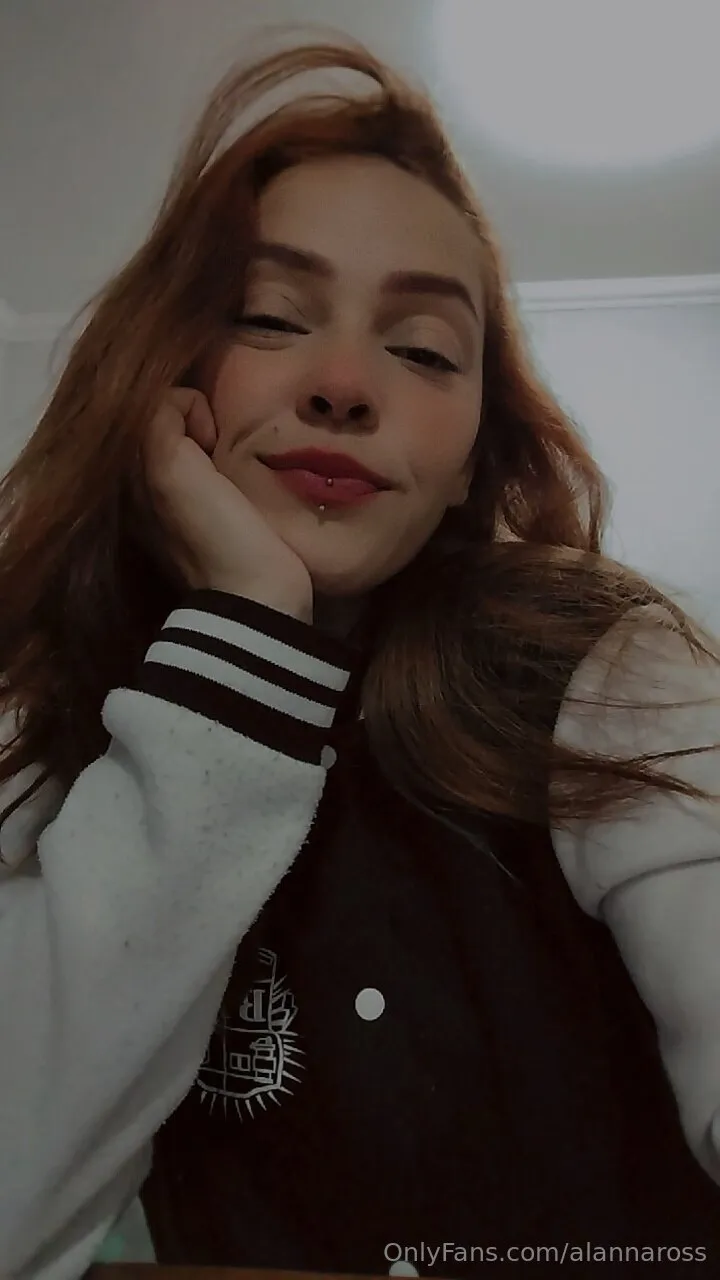 Alanna Ross 💜✨ @alannaross threesome