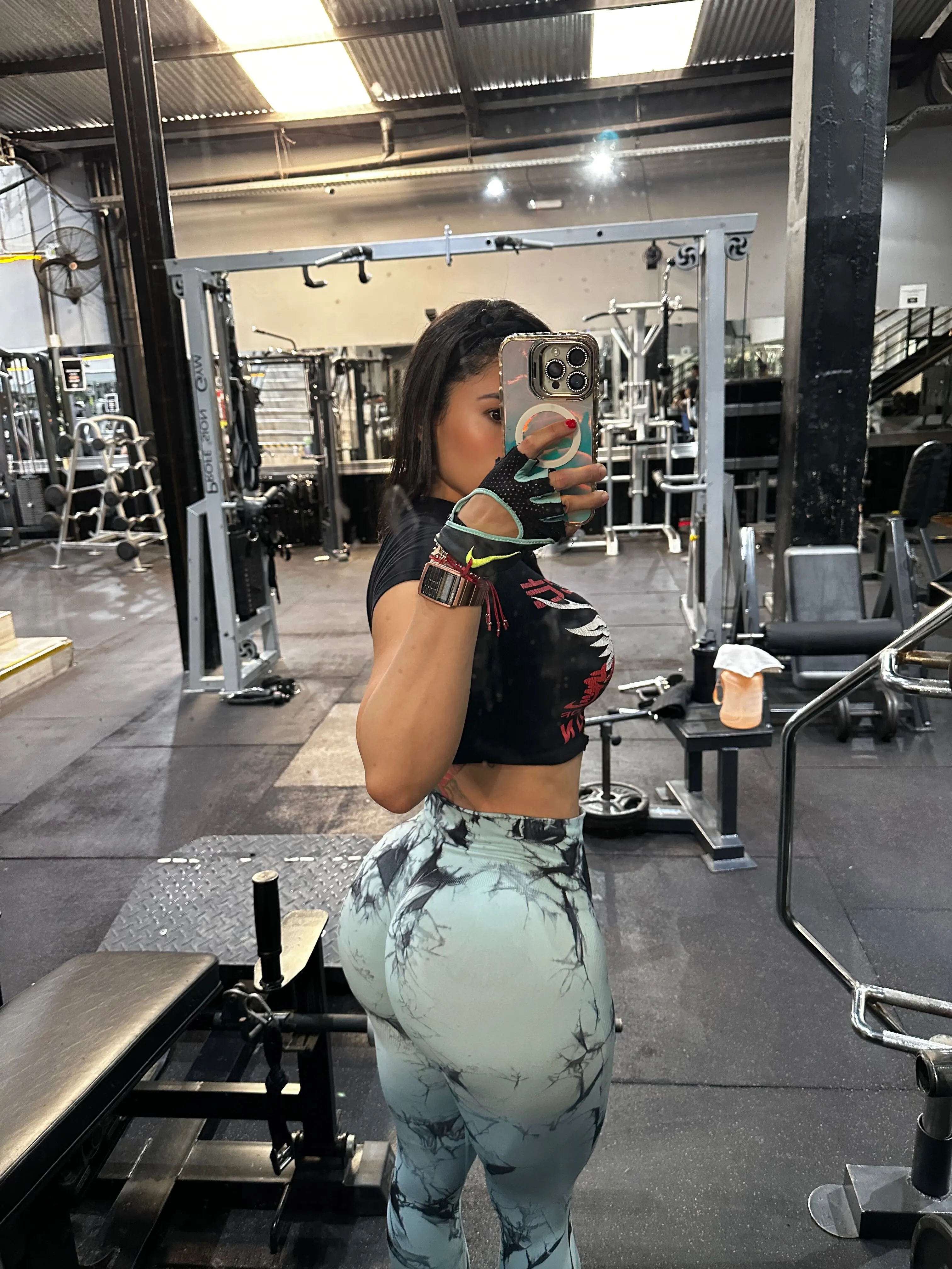 Alejandra Vidal 🇨🇴 mom porn