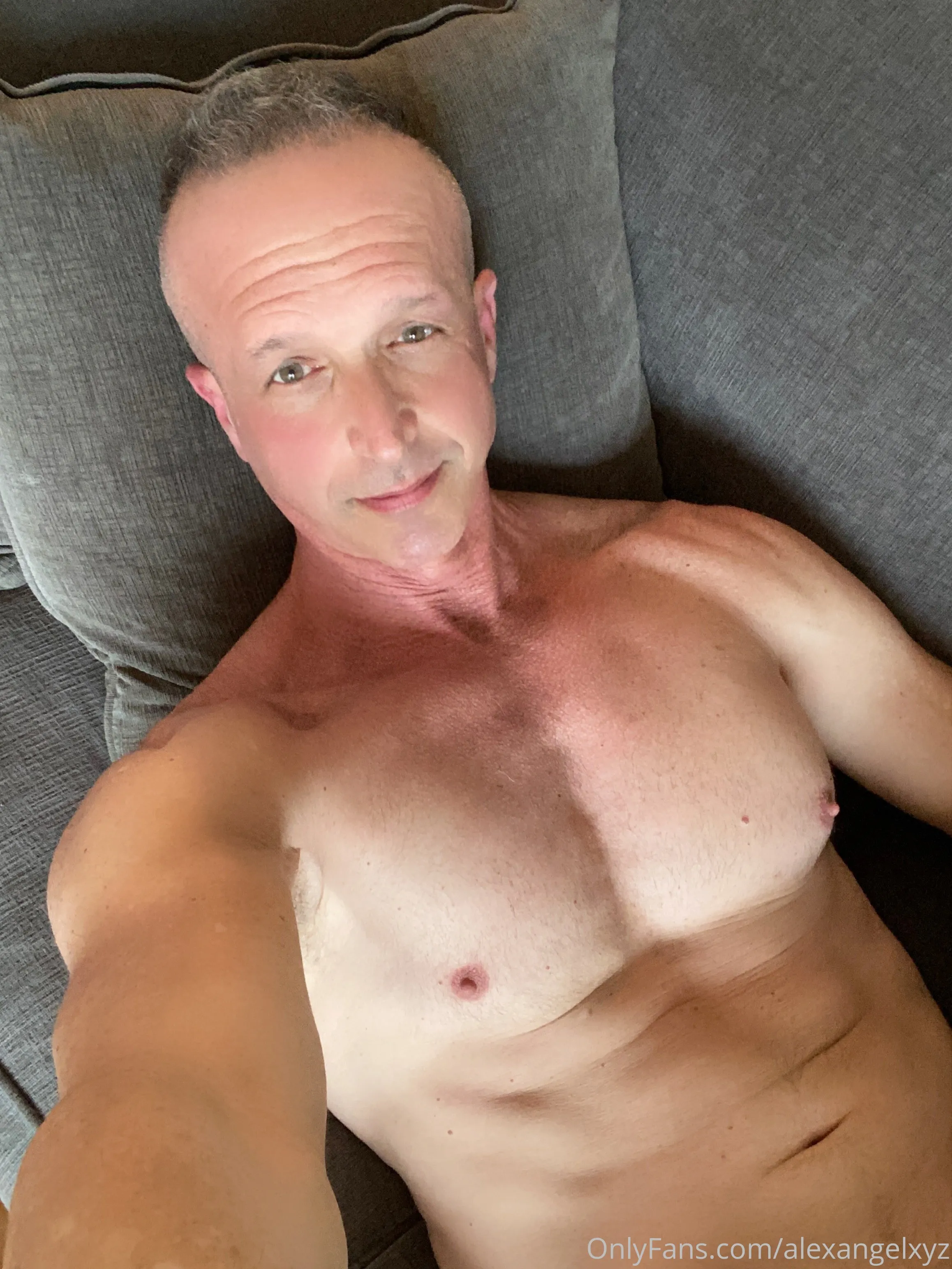 Alex @alexangelxyz bbc