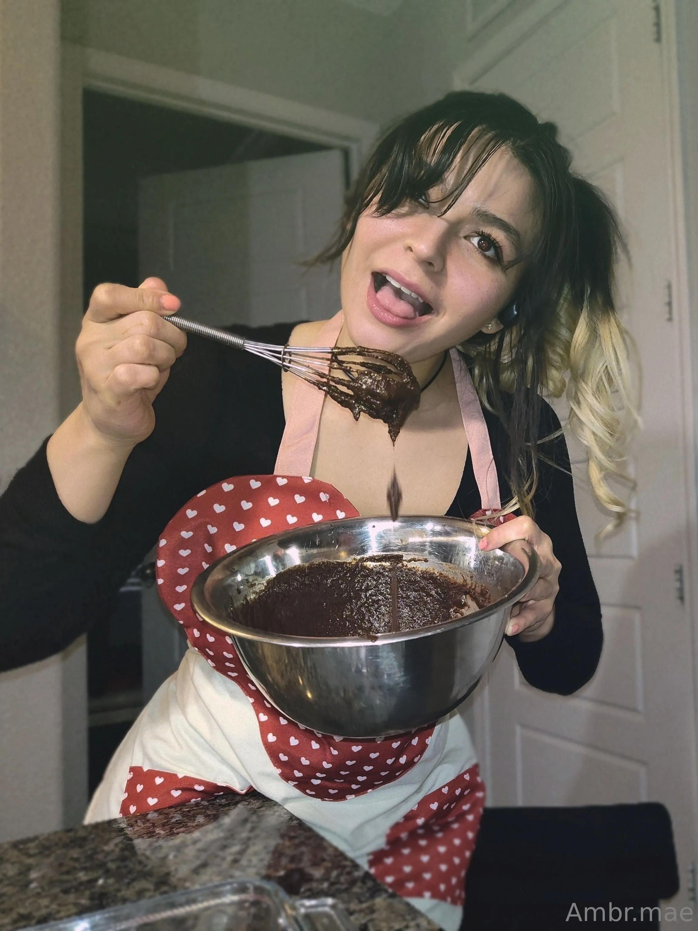 Amber May simpcity angie