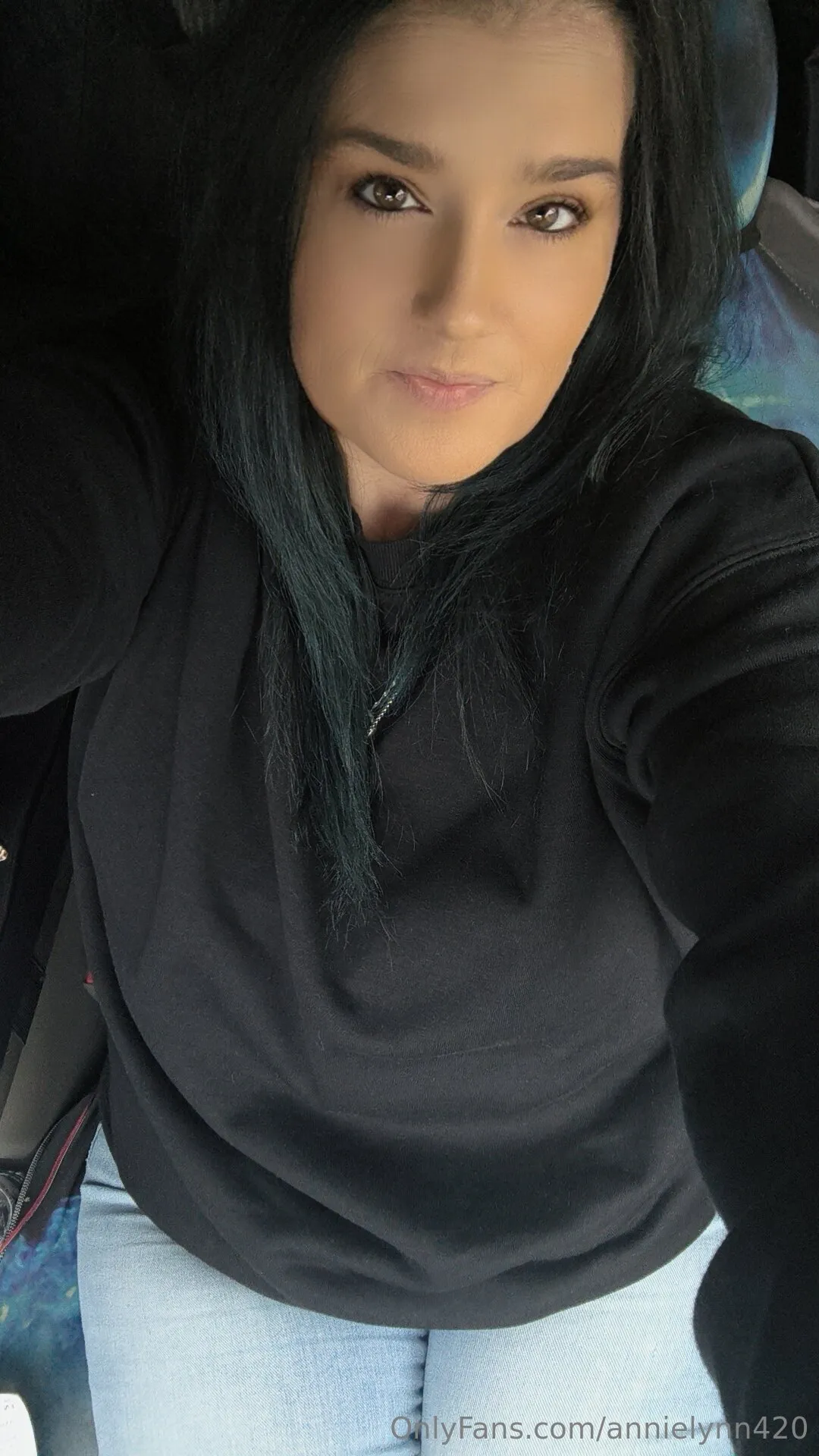 Annie @annielynn420 in dad thinks im mom