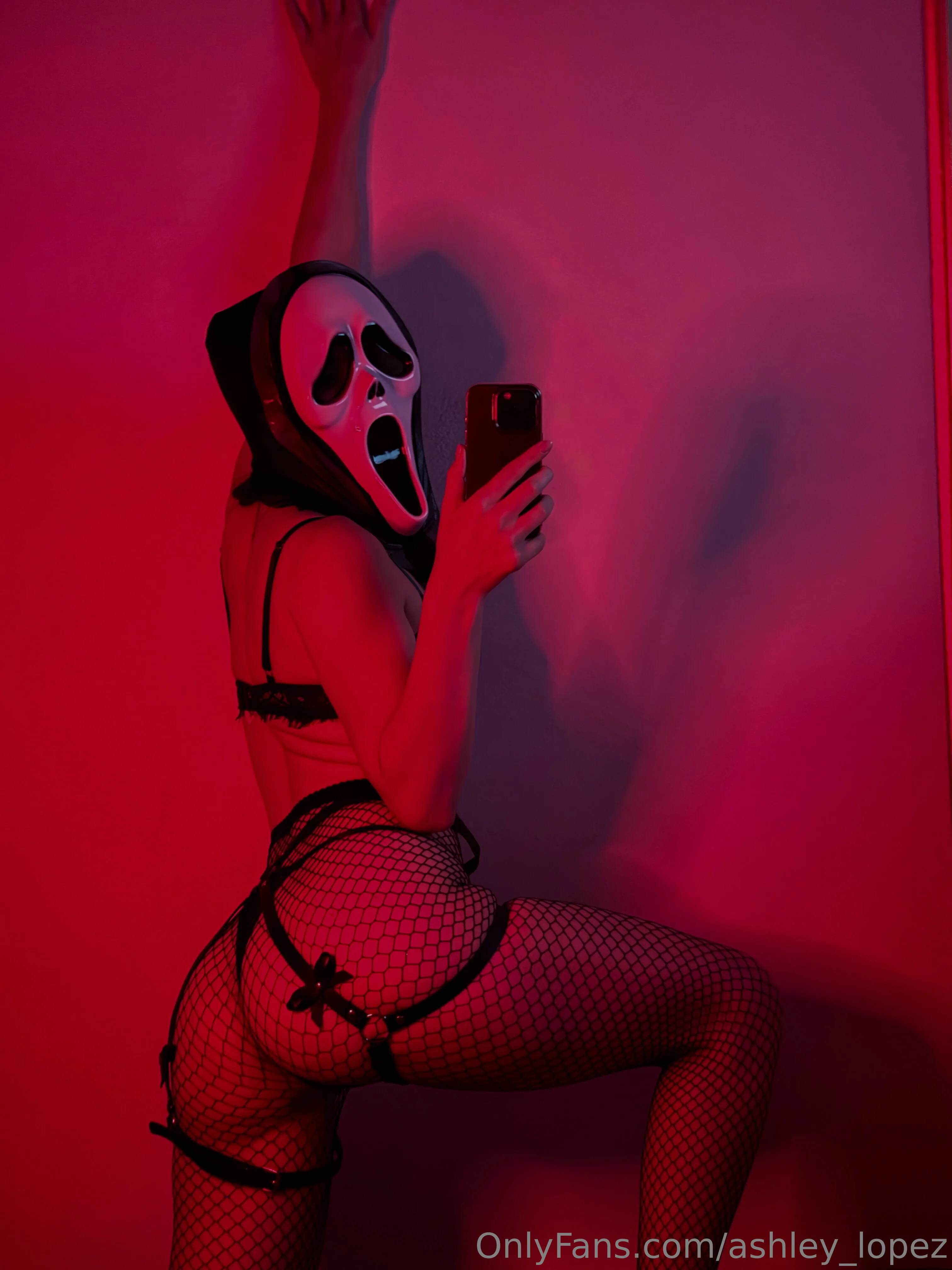 Ashley @ashley_lopez hot pics