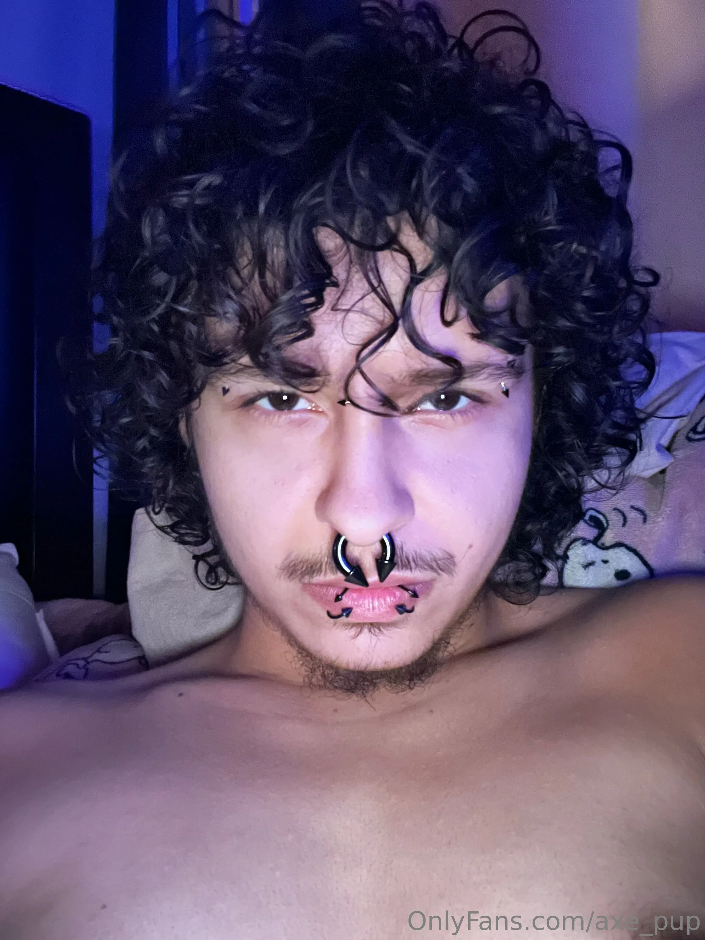 axe :333 @axe_pup naked pics