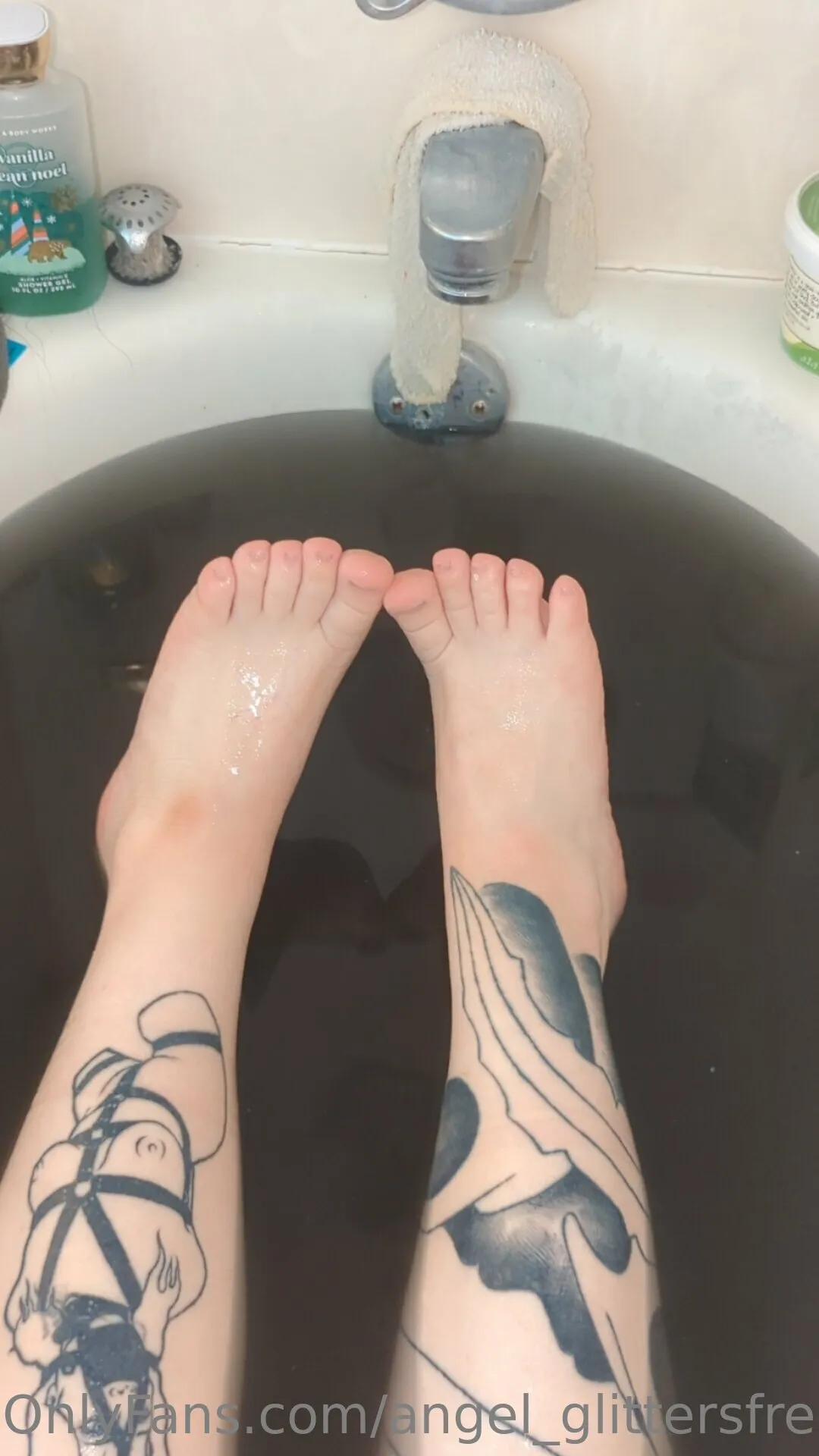 Bunny @axebunny_free leaked of