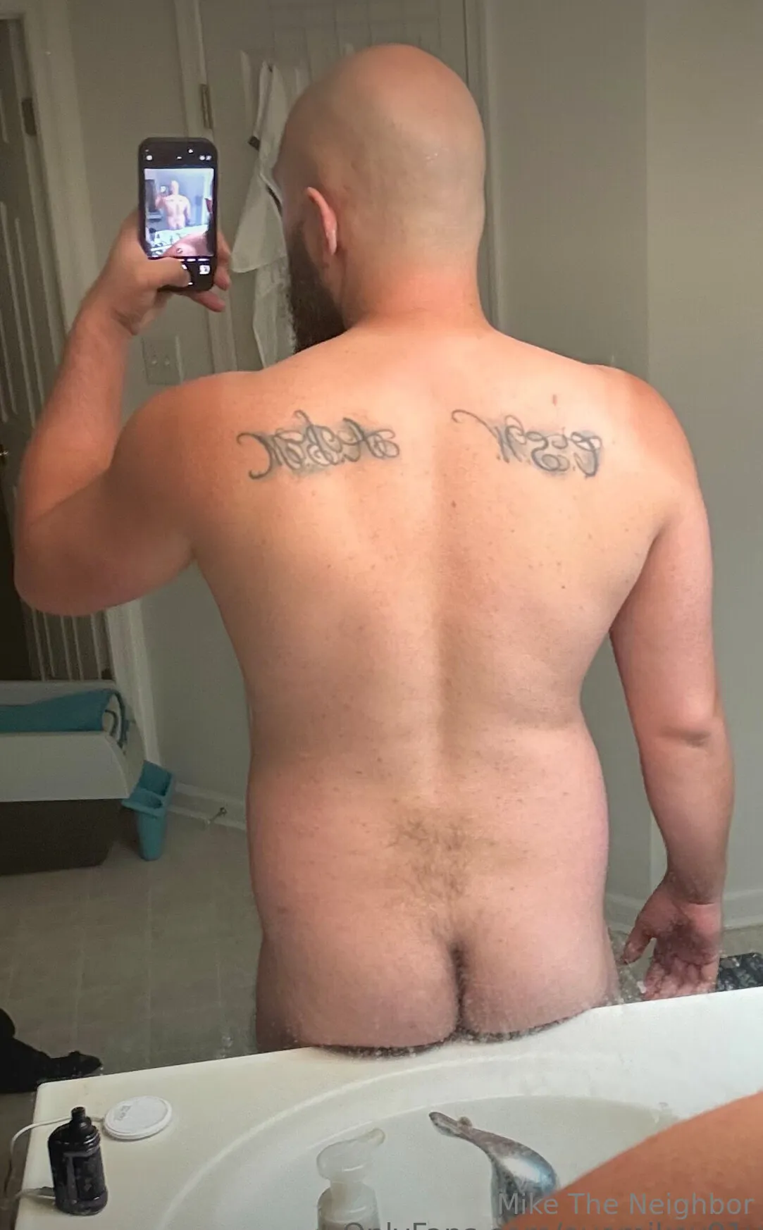 Mike The Neighbor pics