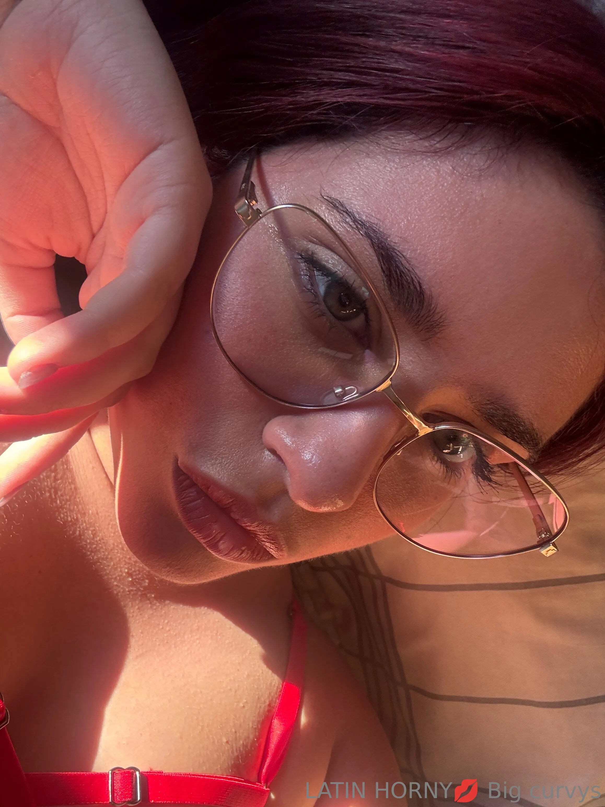 FETISH GODDESS MALENA🖤 @barbiered69 id card