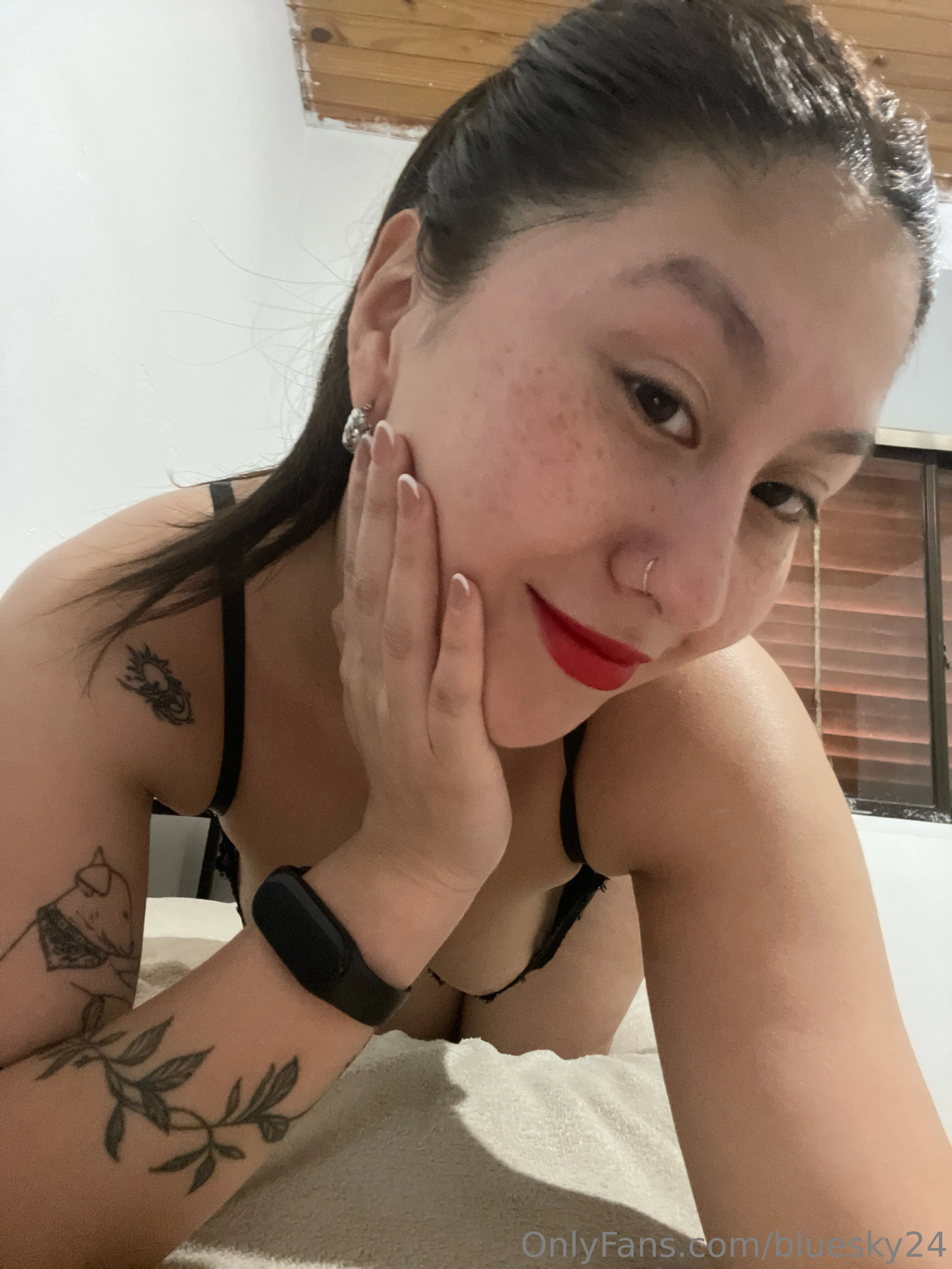 Bluesky @bluesky24 bickett nude