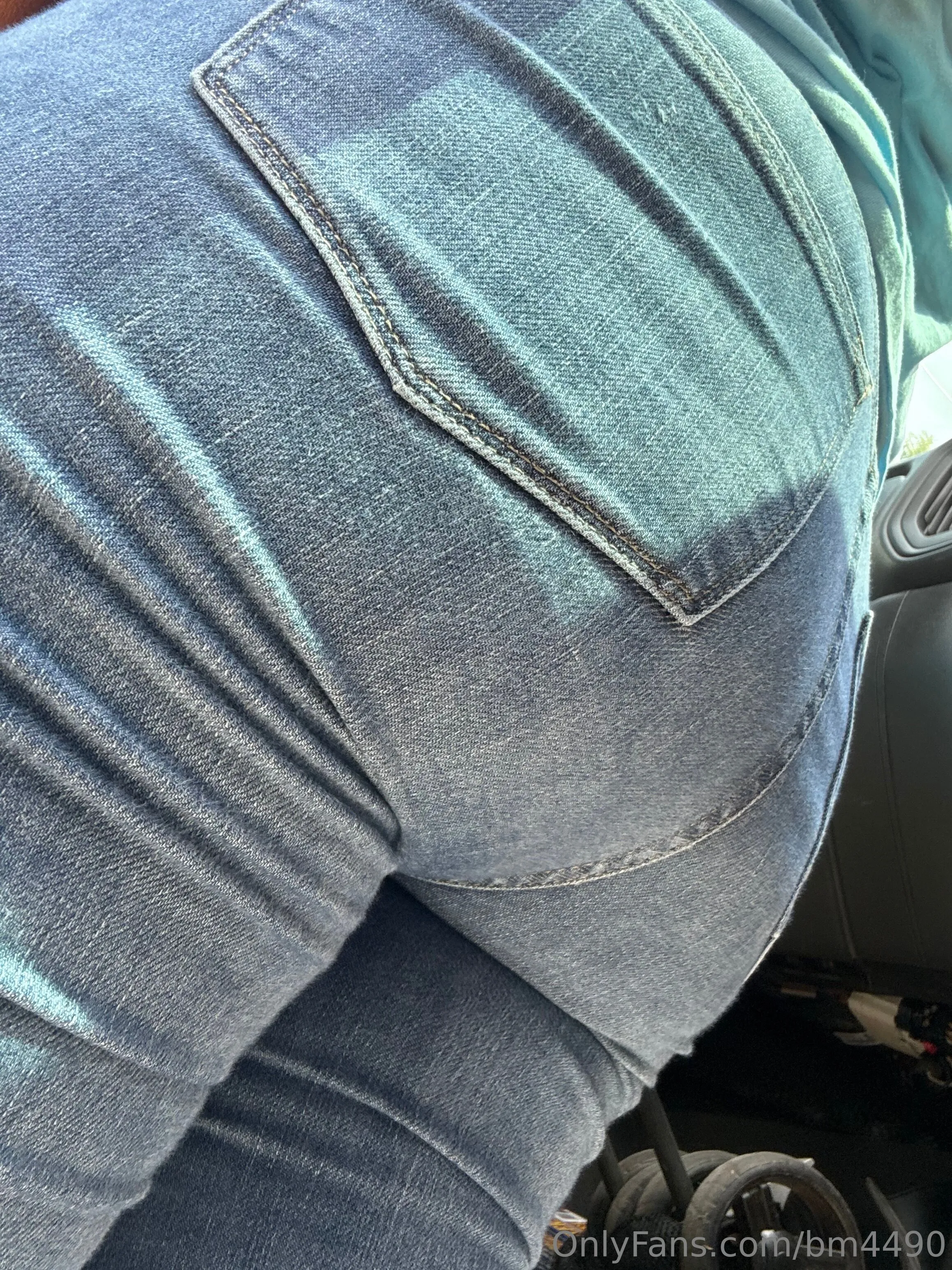 BB @bm4490 holding paper