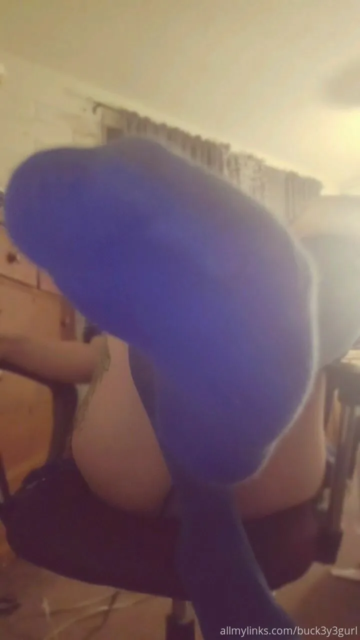 Goddess Katarina's Free Page 💜👑 bickett solo masturbation