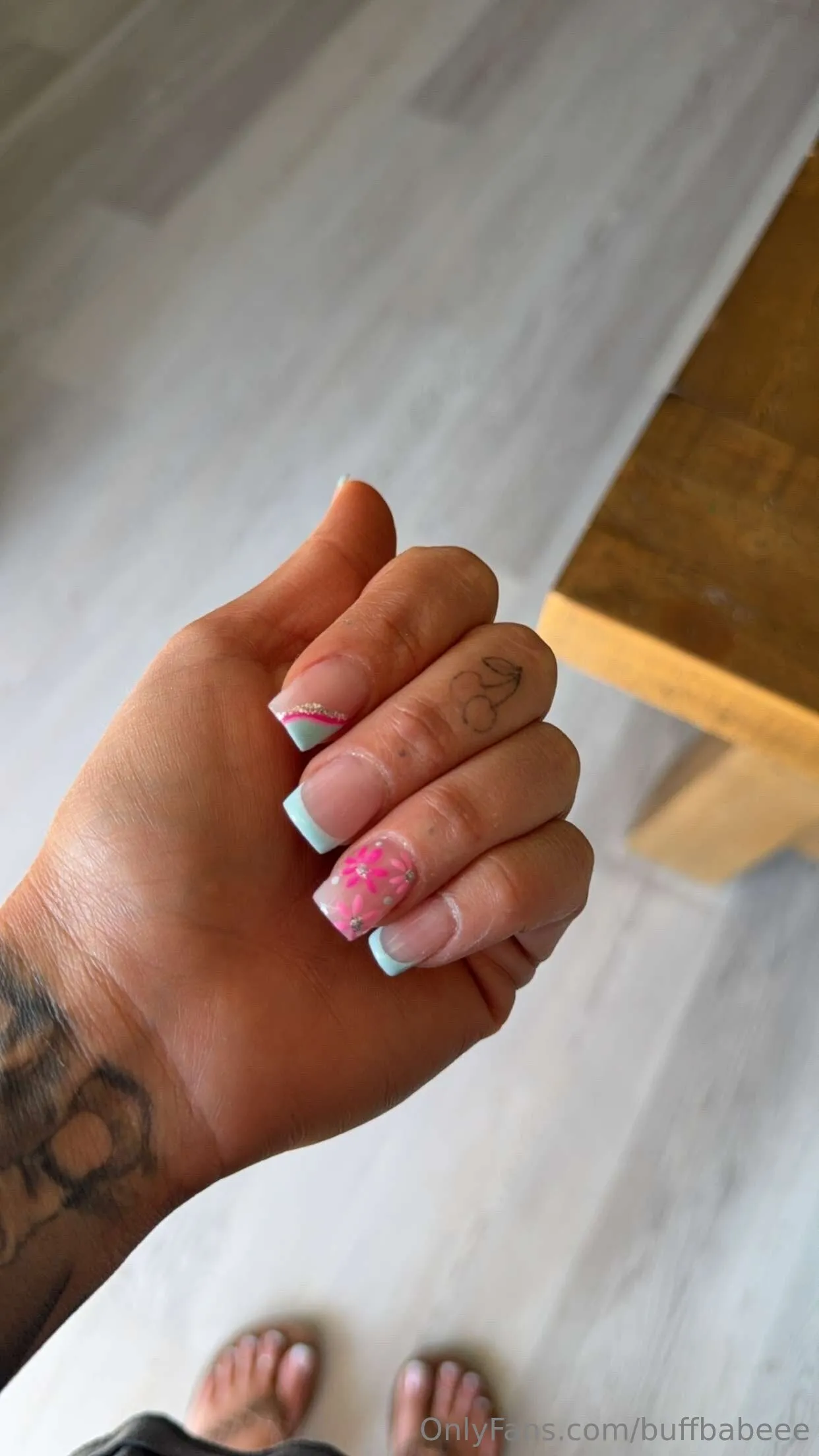 💖 Littlebuffbabe *NON-VIP* @buffbabeee lil_midgetbaddie