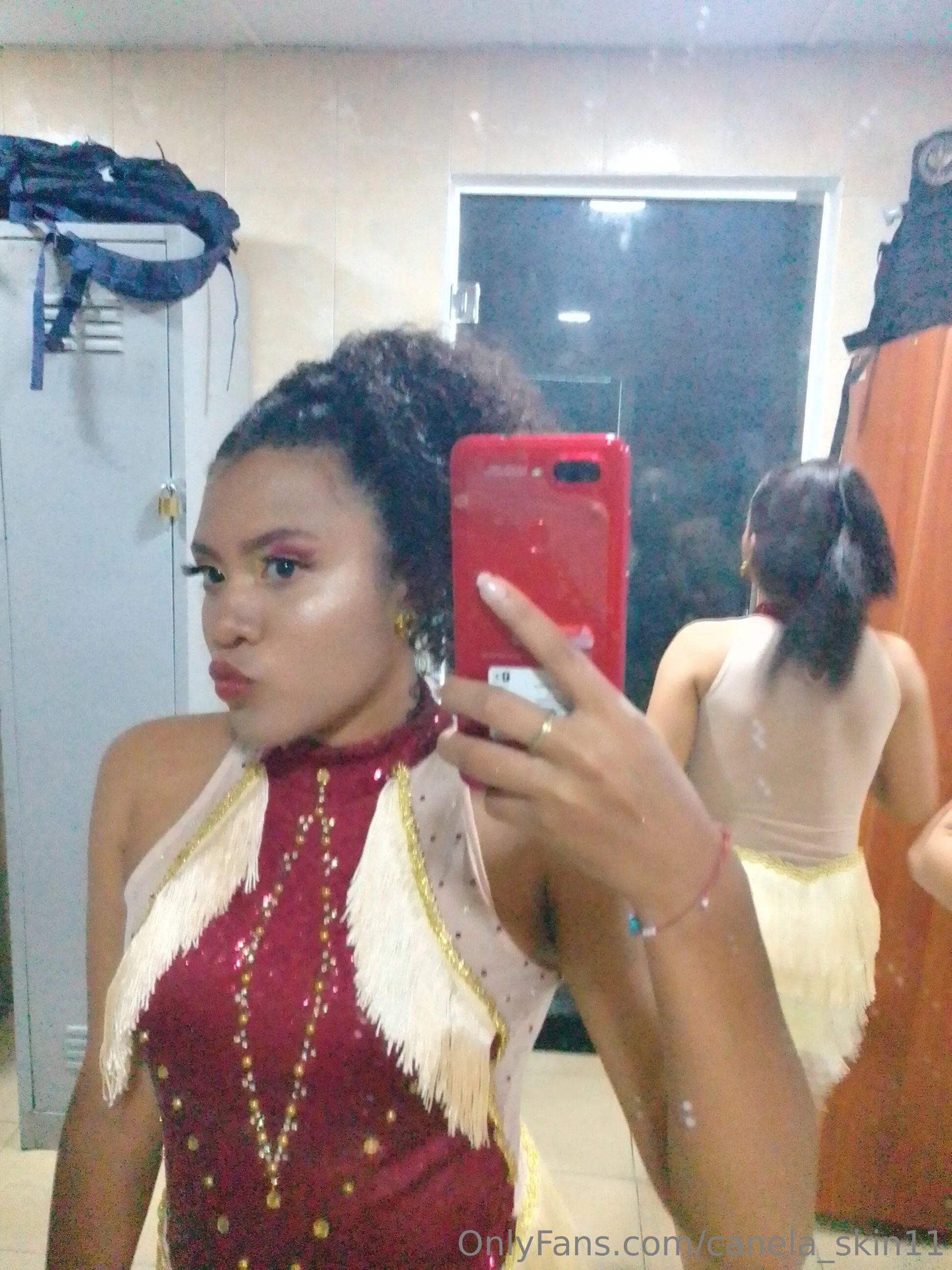 Canela Skin 👑🔥 @canela_skin11 footjob