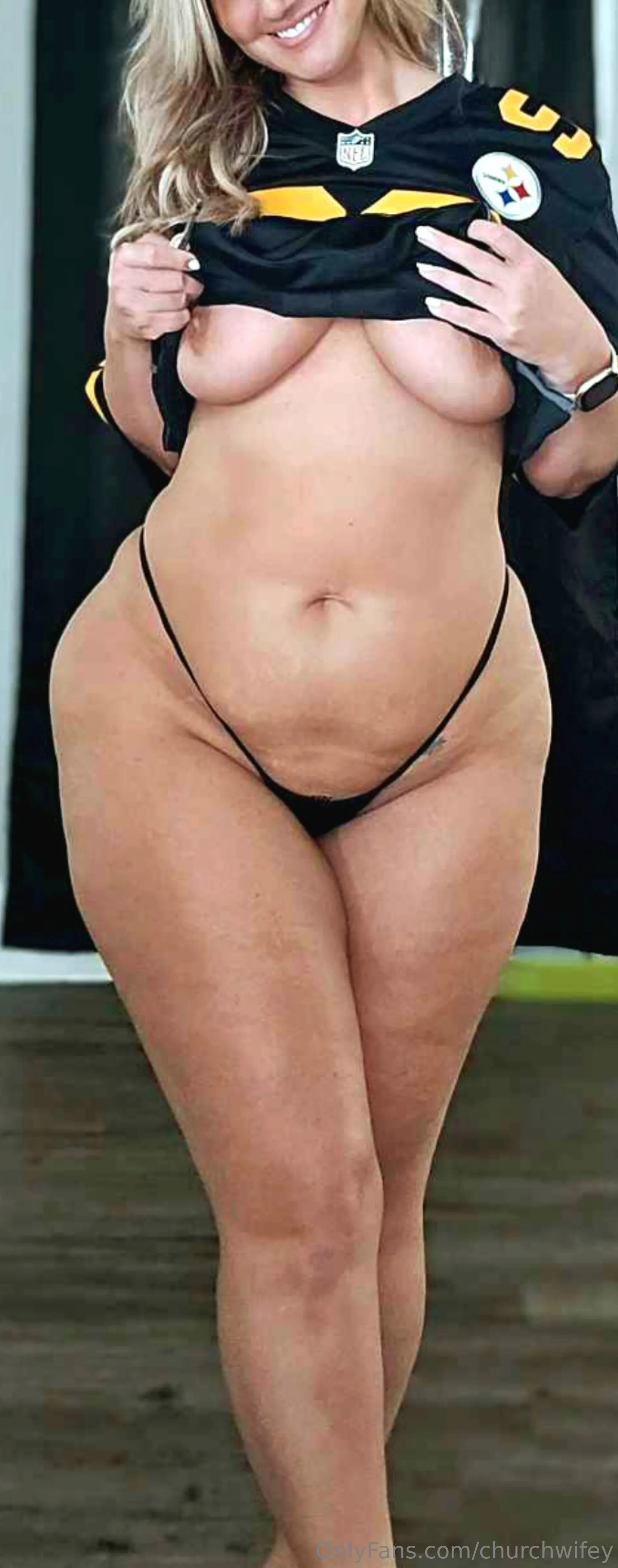 KK - 🔥 Top 3% on Onlyfans 🔥 @churchwifey onlyfans leaks