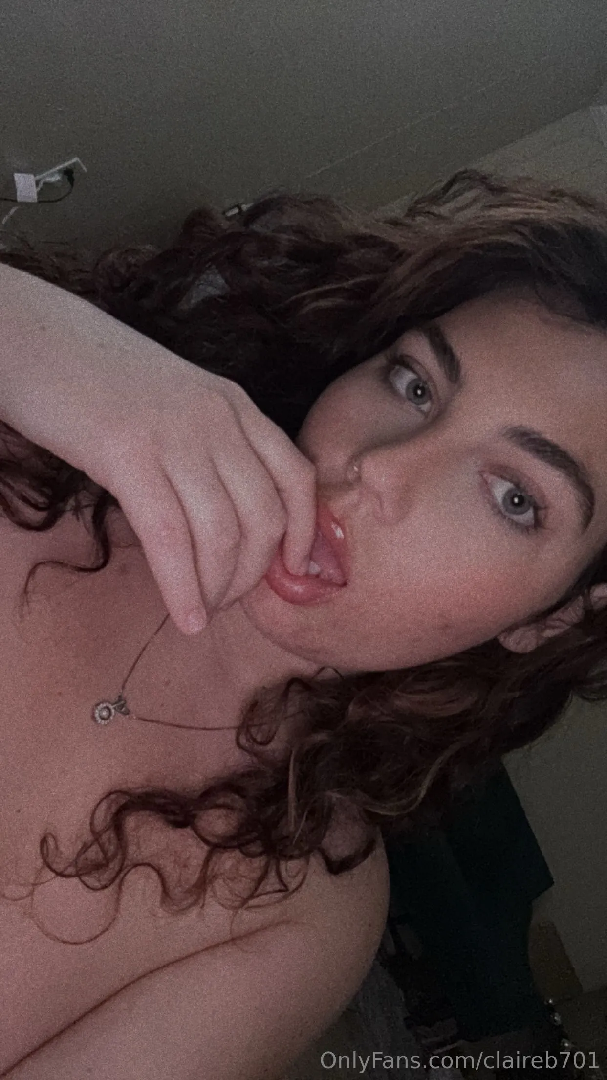 ClaireB701 @claireb701 nude pussy