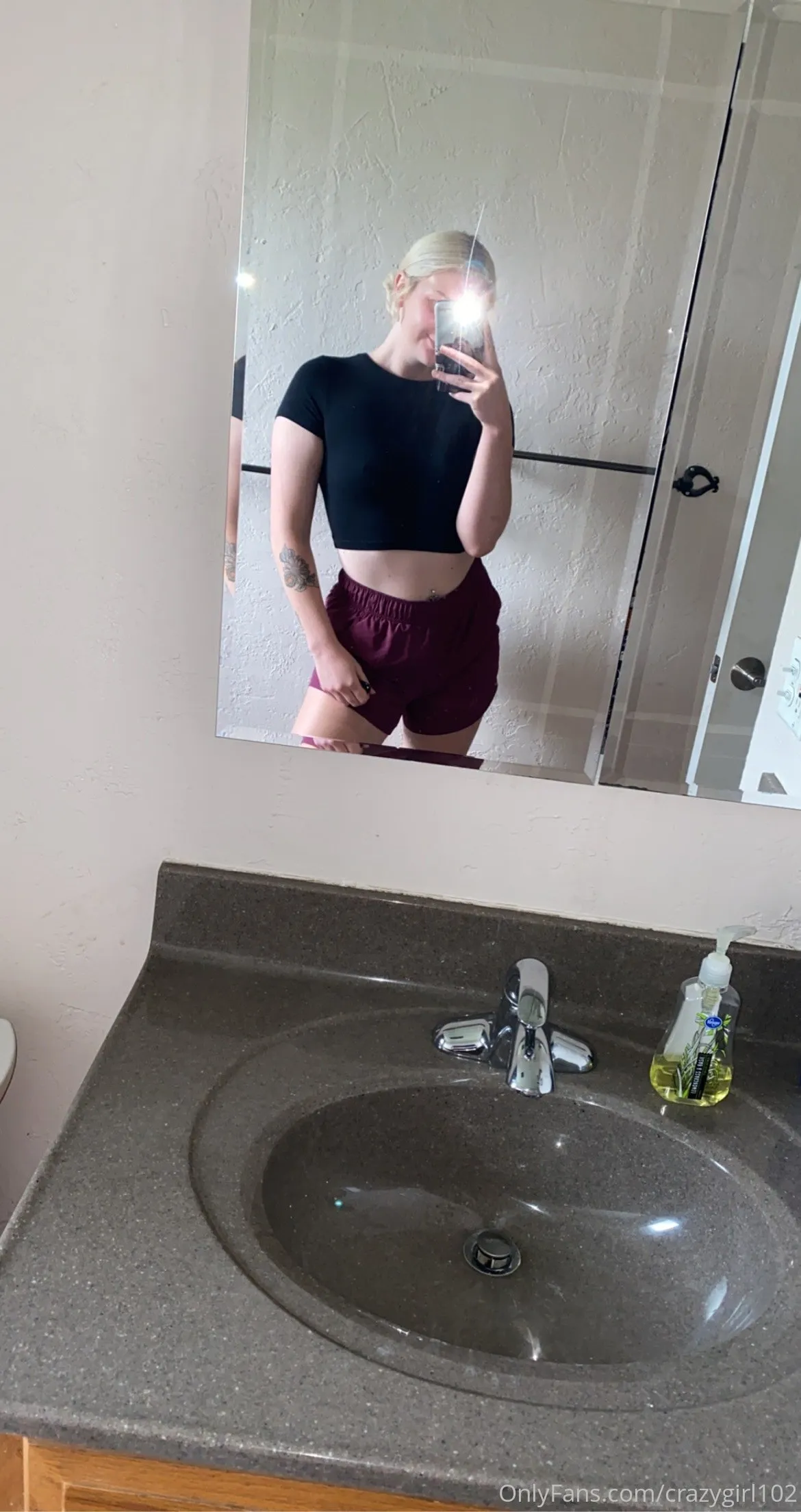 CEO of IBTC 🌻Top 3%🌻 @crazygirl102 id card