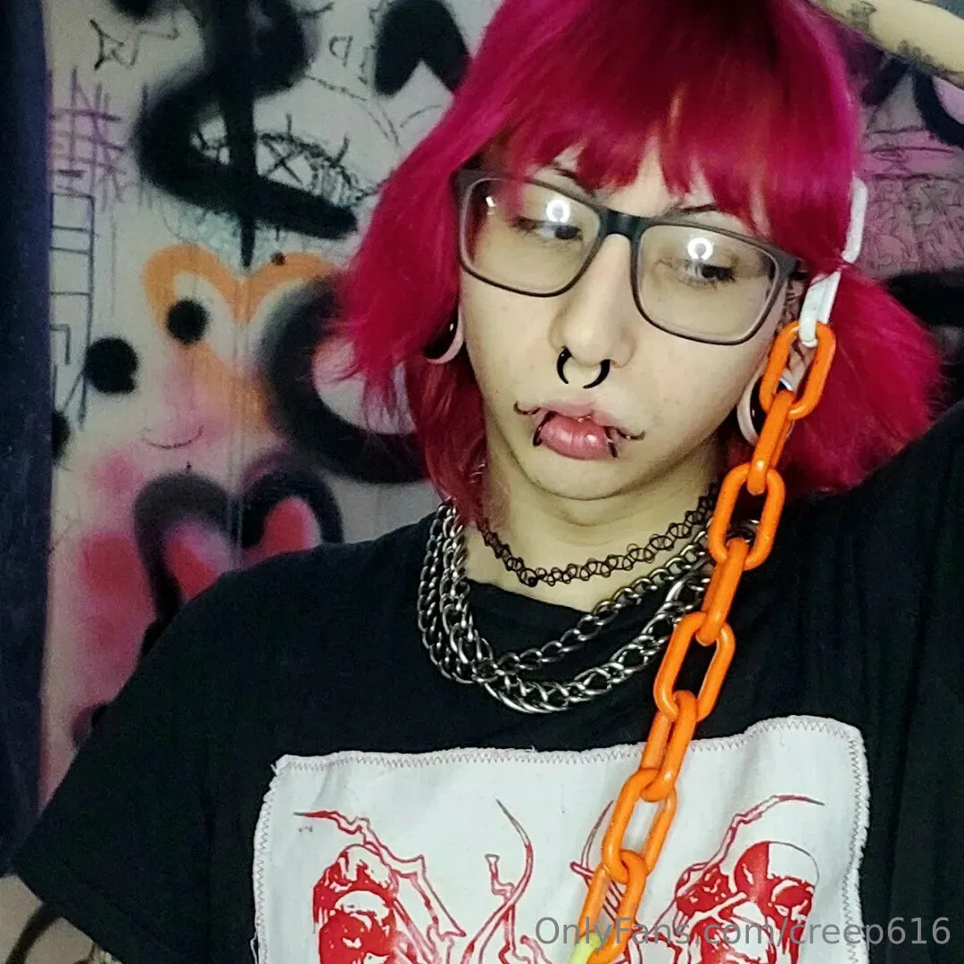 🔪C R E E P🔪 @creep616 wrestler