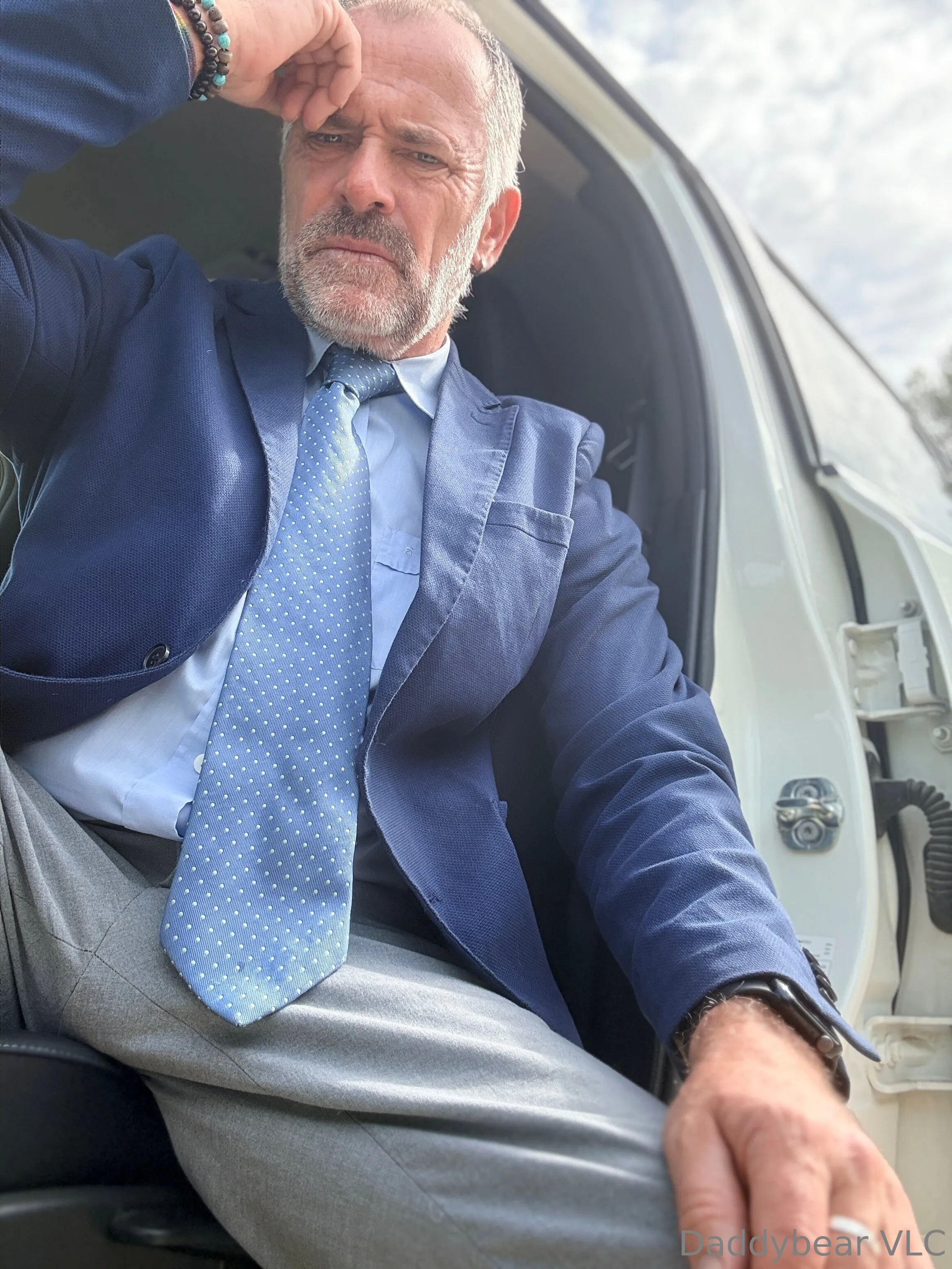 Daddy Bear @daddybearvlc dad thinks im mom