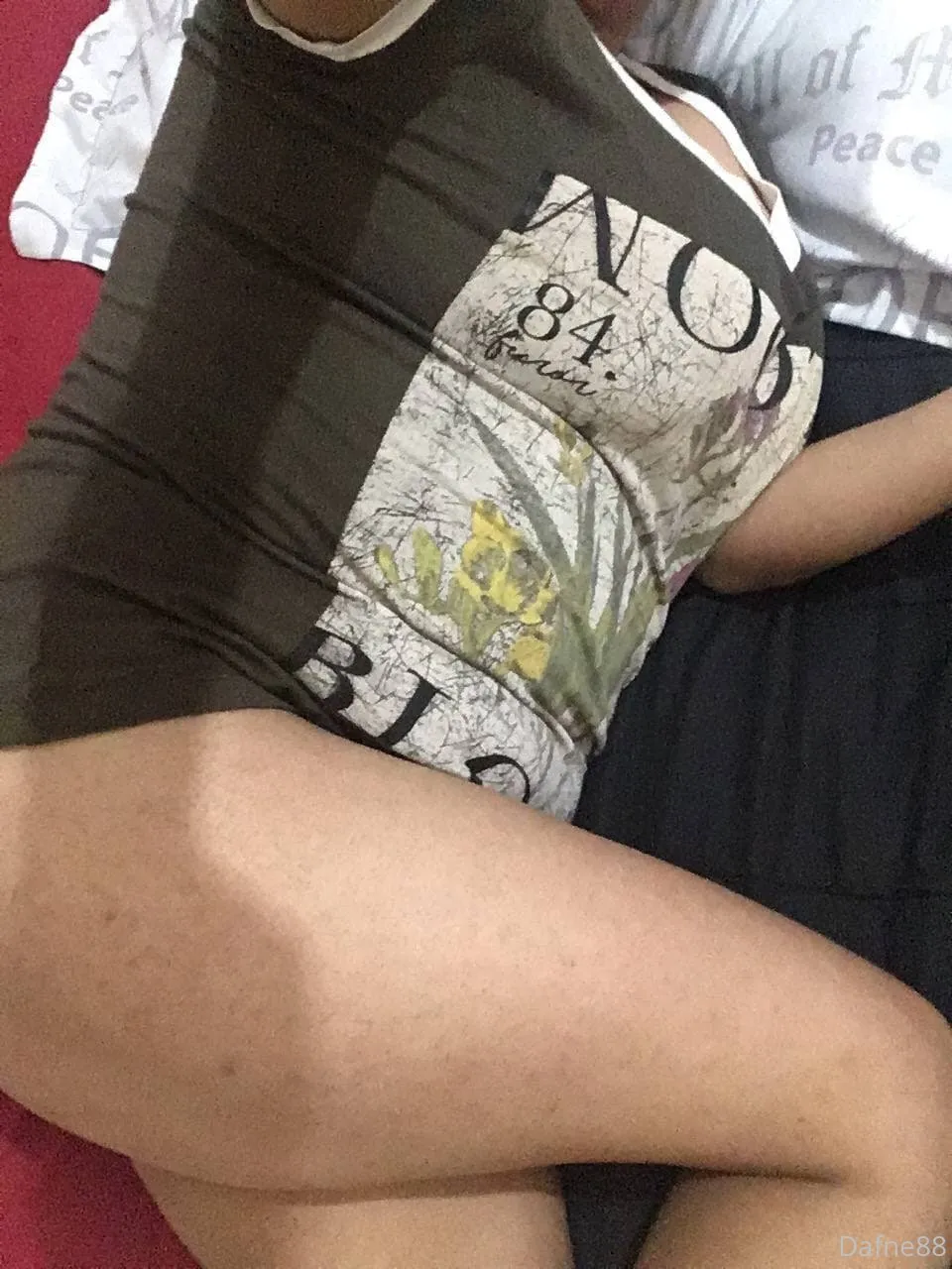 Dafne 🍒 Busty Babe of your Dreams ✨ mom