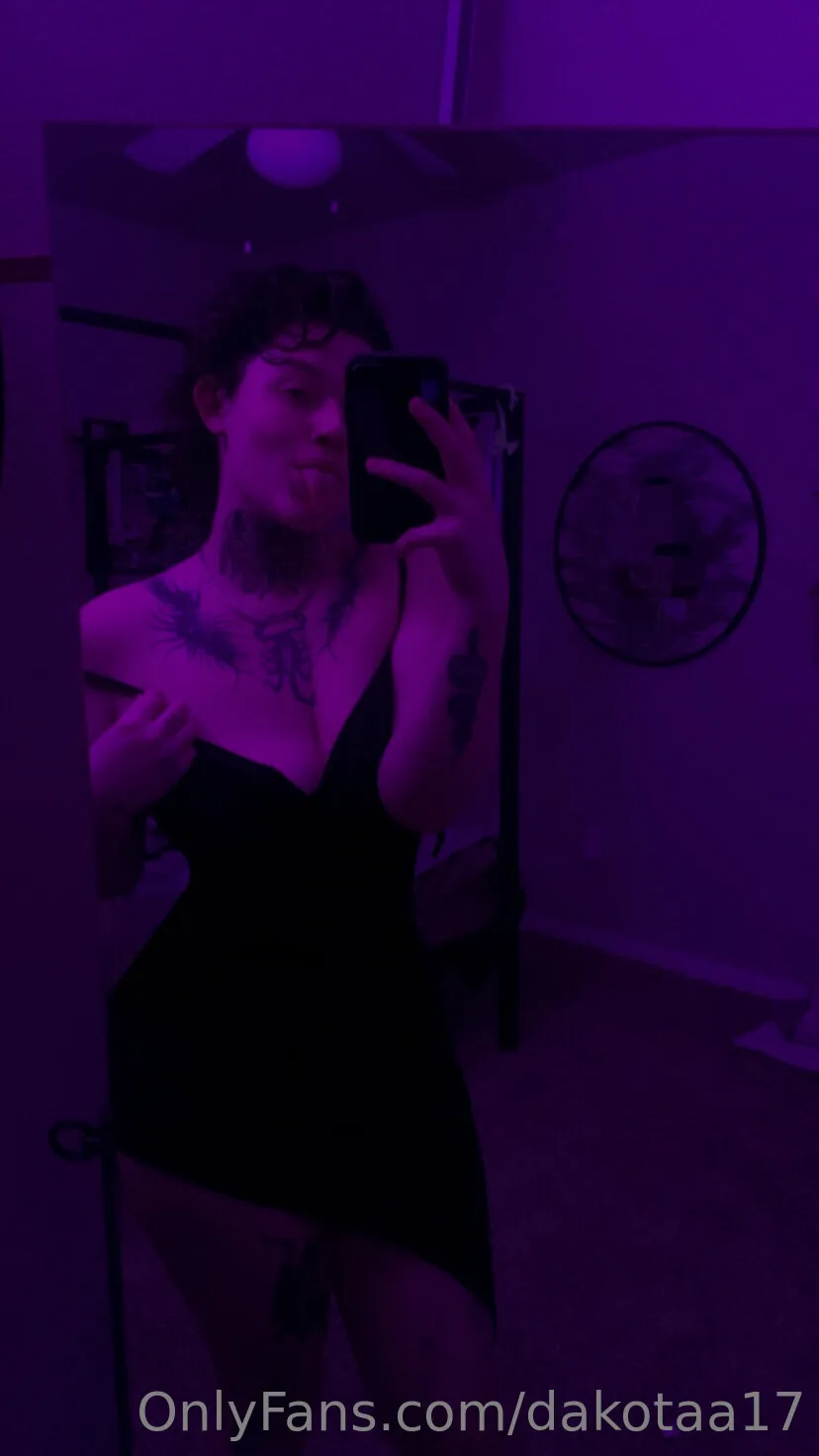 Dakota 🖤 @dakotaa17 onlyfans reddit