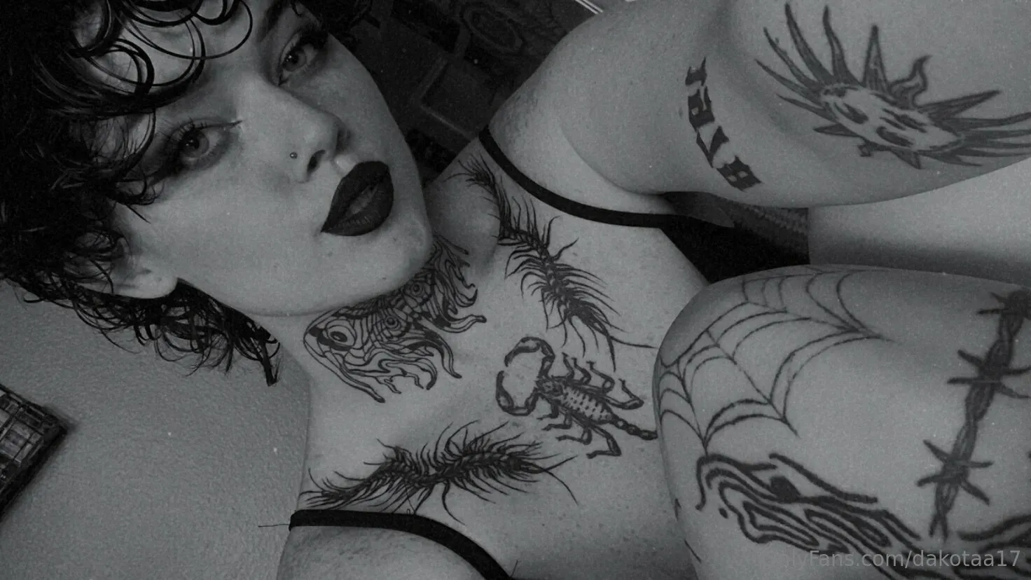 Dakota 🖤 @dakotaa17 nude onlyfans