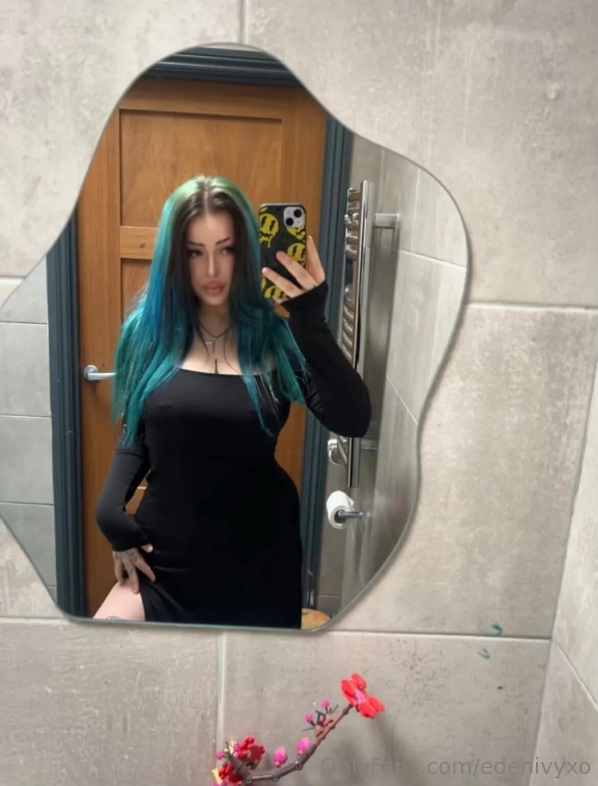 𝐸𝒹𝑒𝓃 ⸸ 𝚂𝚎𝚖𝚎𝚗 𝙳𝚎𝚖♡𝚗 ⸸