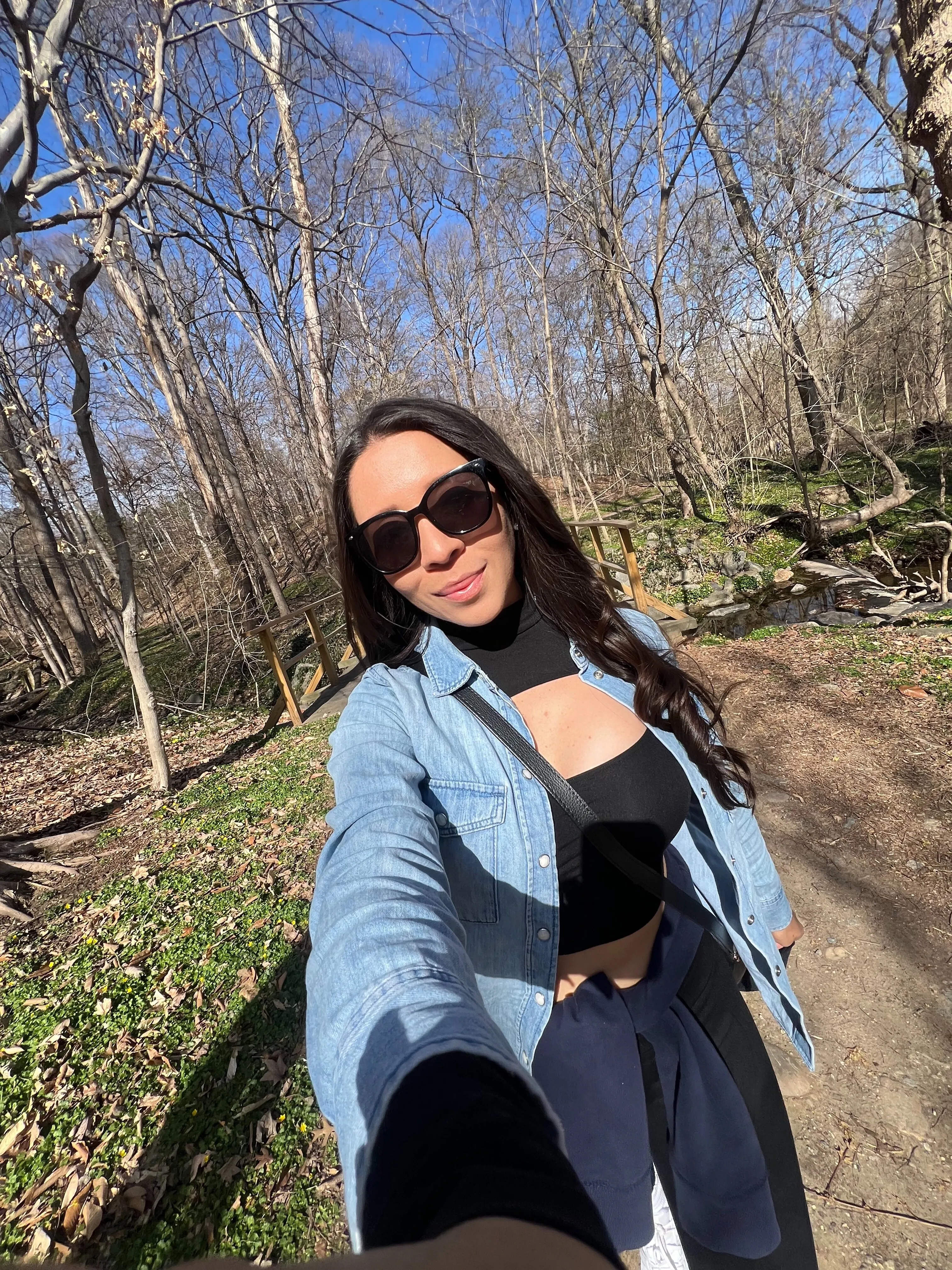 Ela 💗 @elahunteroficial insta