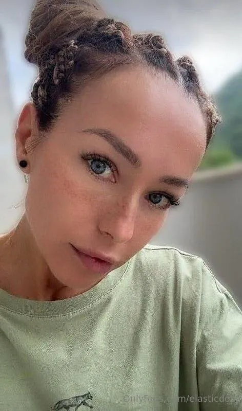 𝑩𝒆𝒍𝒍𝒂 𝑹𝒂𝒆  ~ 𝑨𝒎𝒂𝒕𝒆𝒖𝒓 𝑪𝒐𝒏𝒕𝒐𝒓𝒕𝒊𝒐𝒏𝒊𝒔𝒕 🤸🏻‍♂️