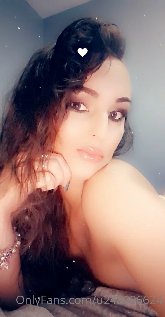 ellie @elliej394 hot