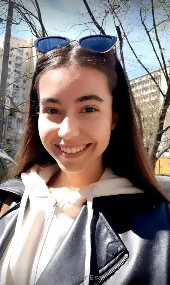 Rina or Elsa? simpcity