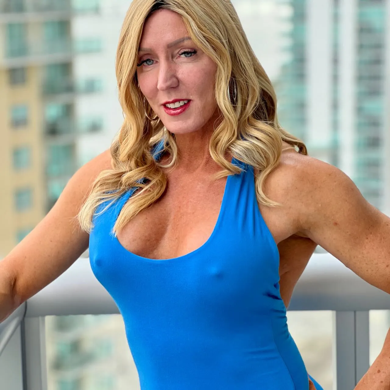 Jewels @fitwifejewels profile picture