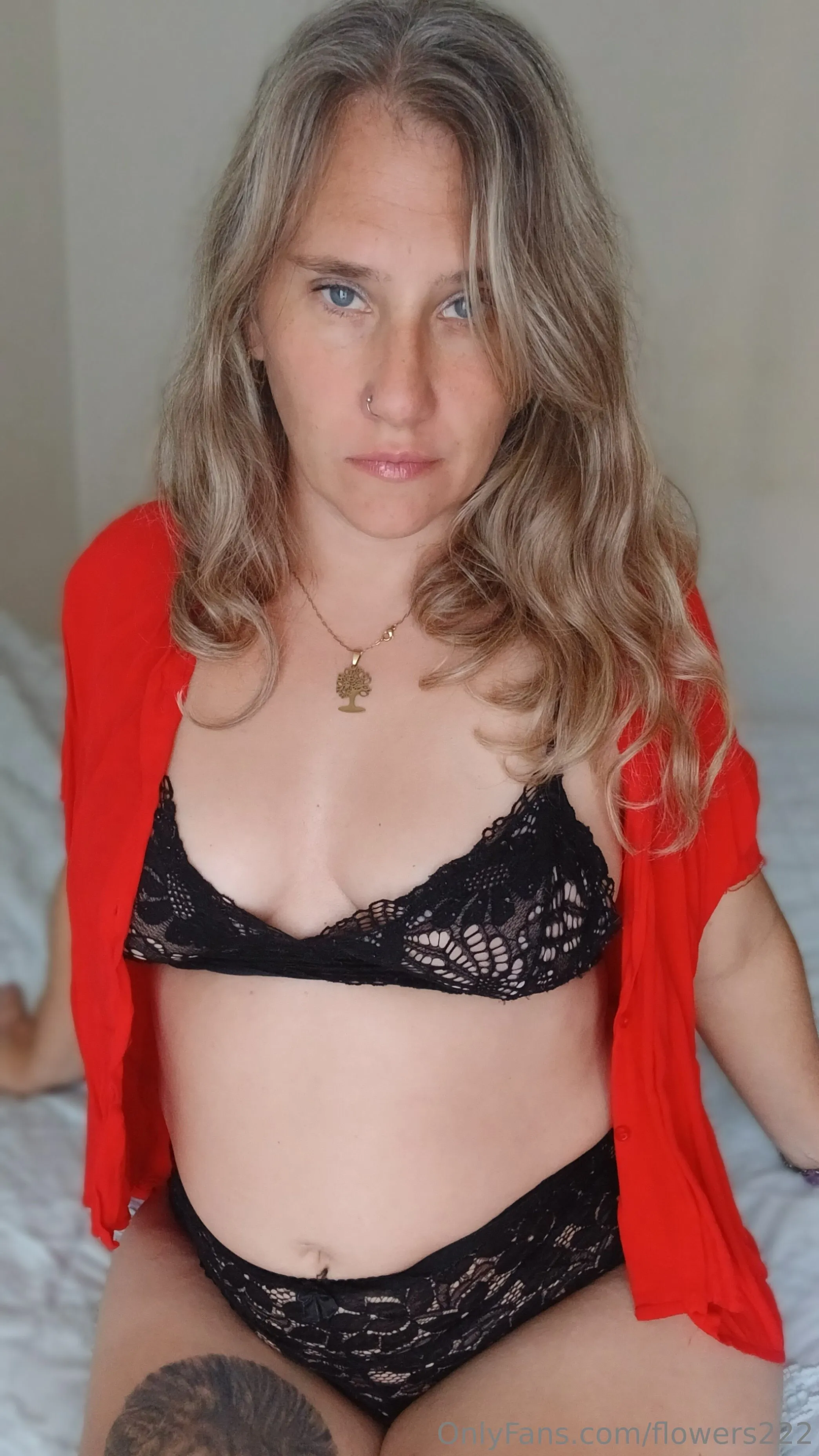 Love would you like to play with me? 