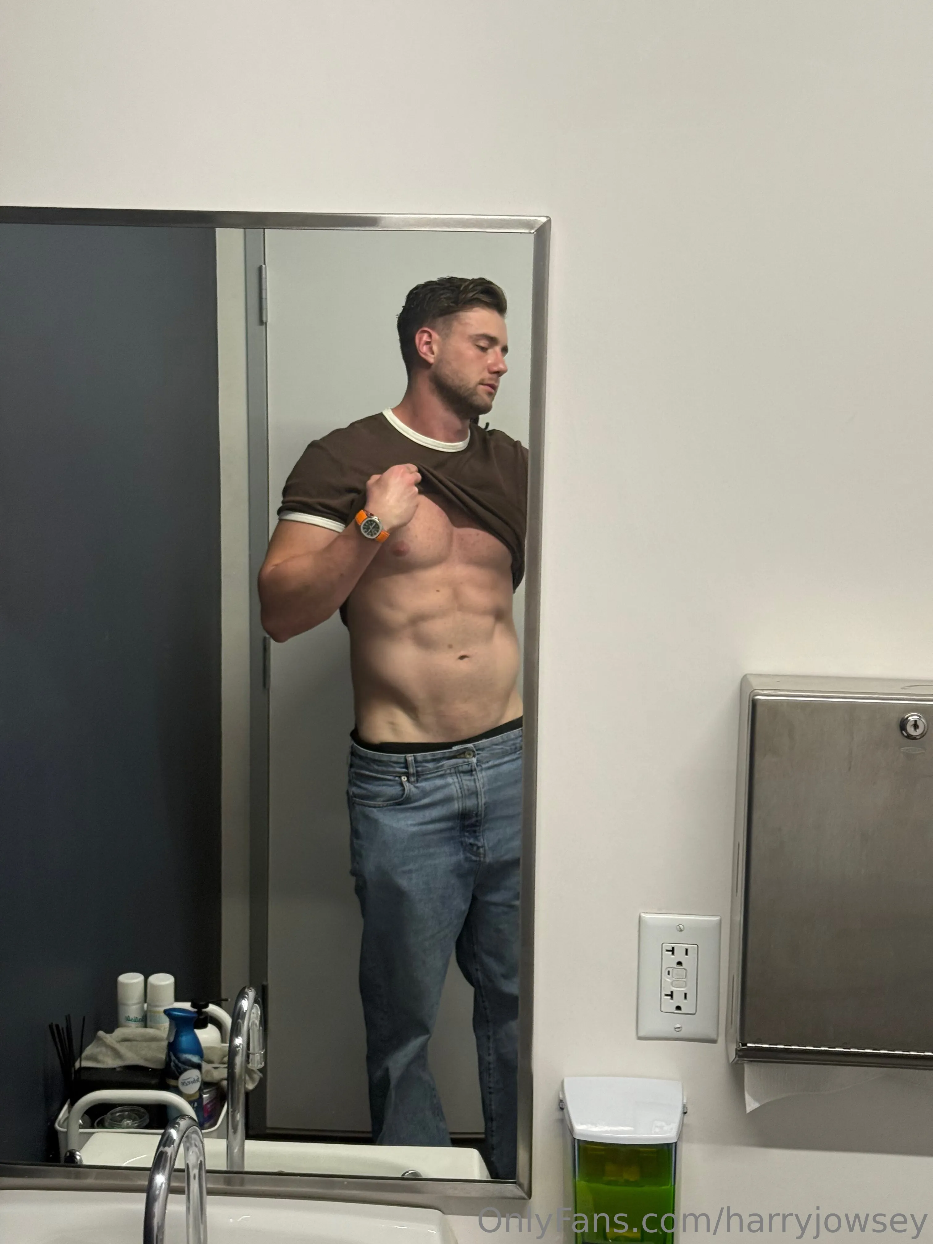 Harry Jowsey @harryjowsey sex