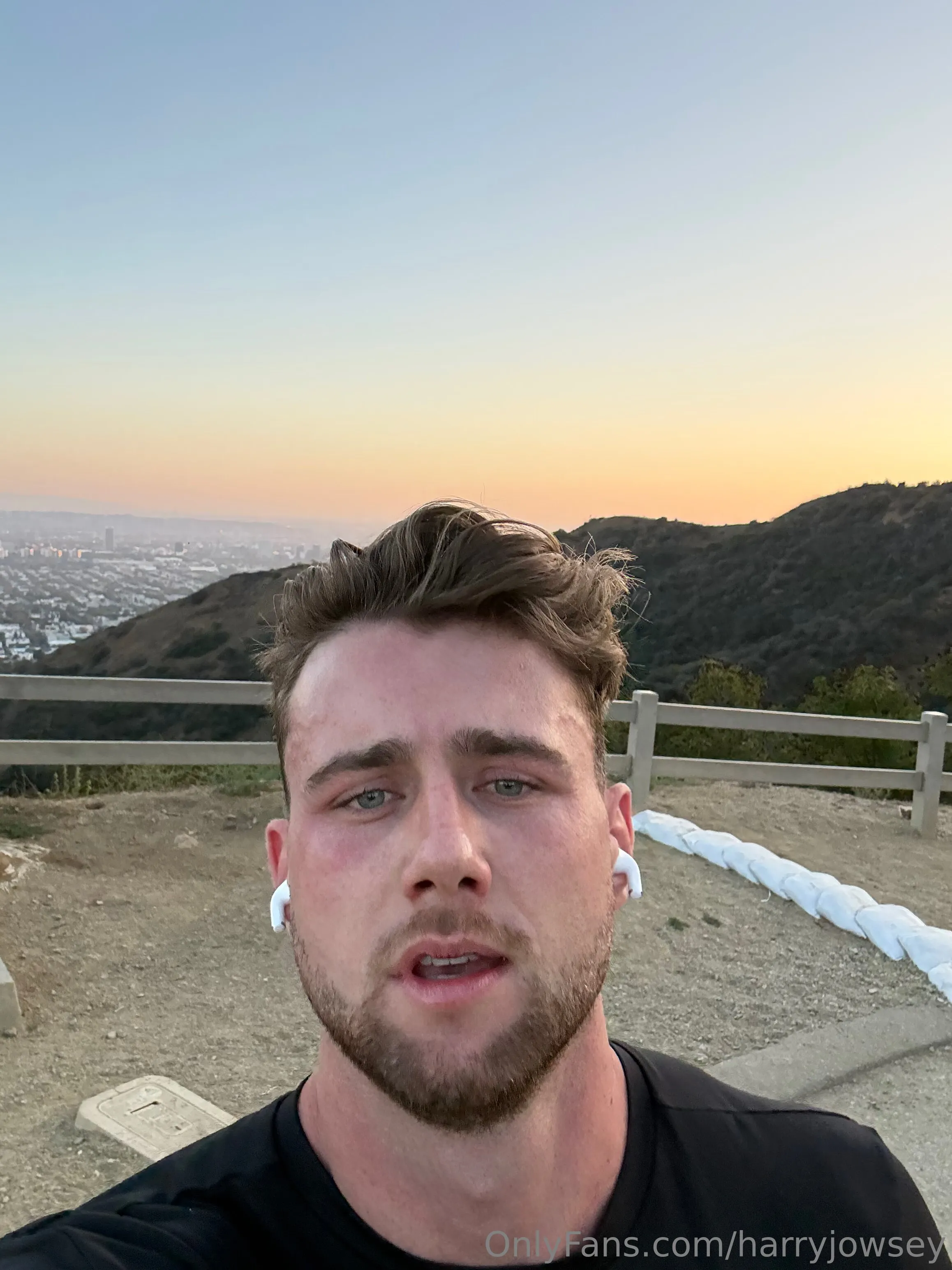 Harry Jowsey @harryjowsey leaked