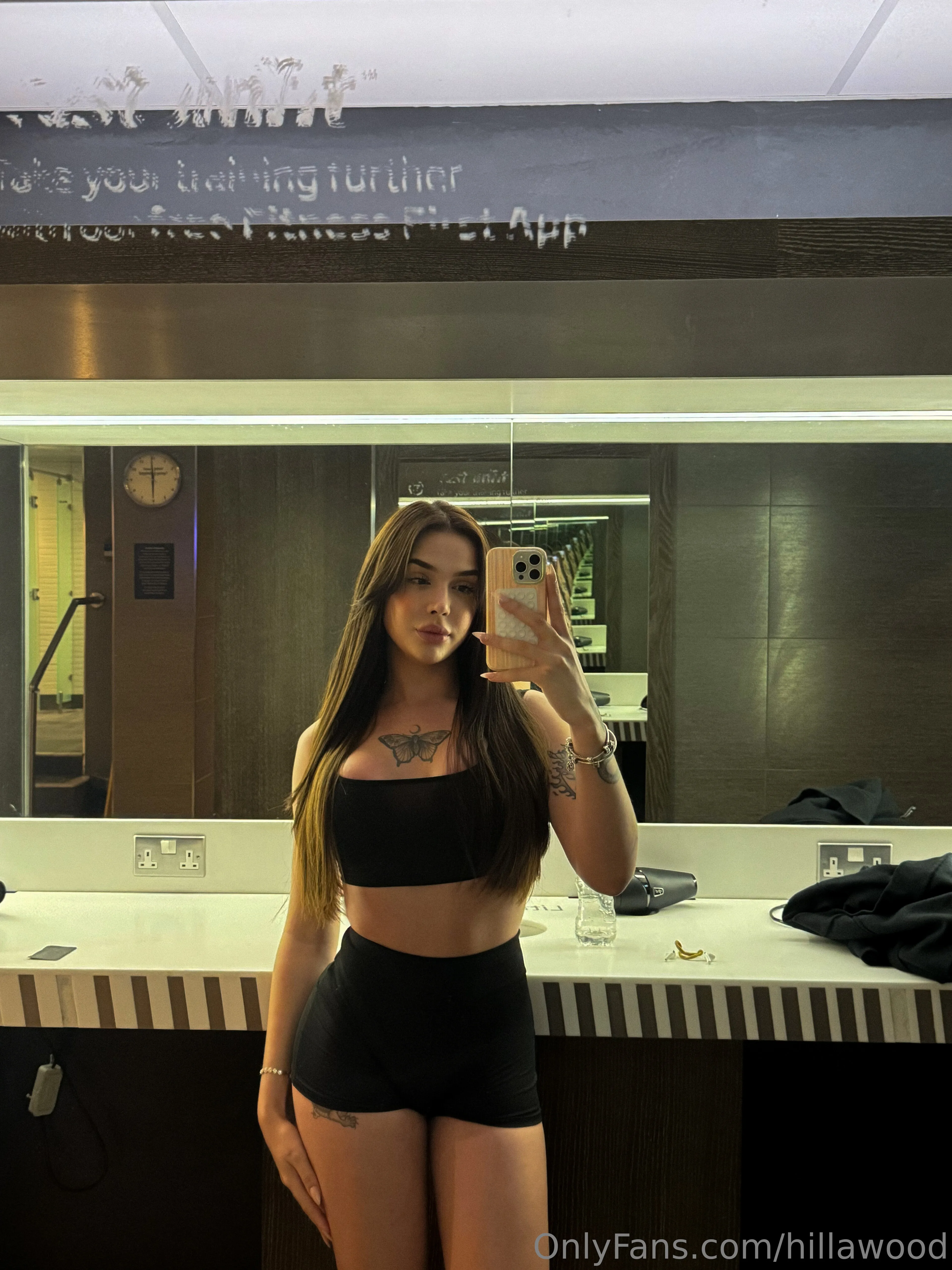 Hillary ⛓🤍 bicket nude