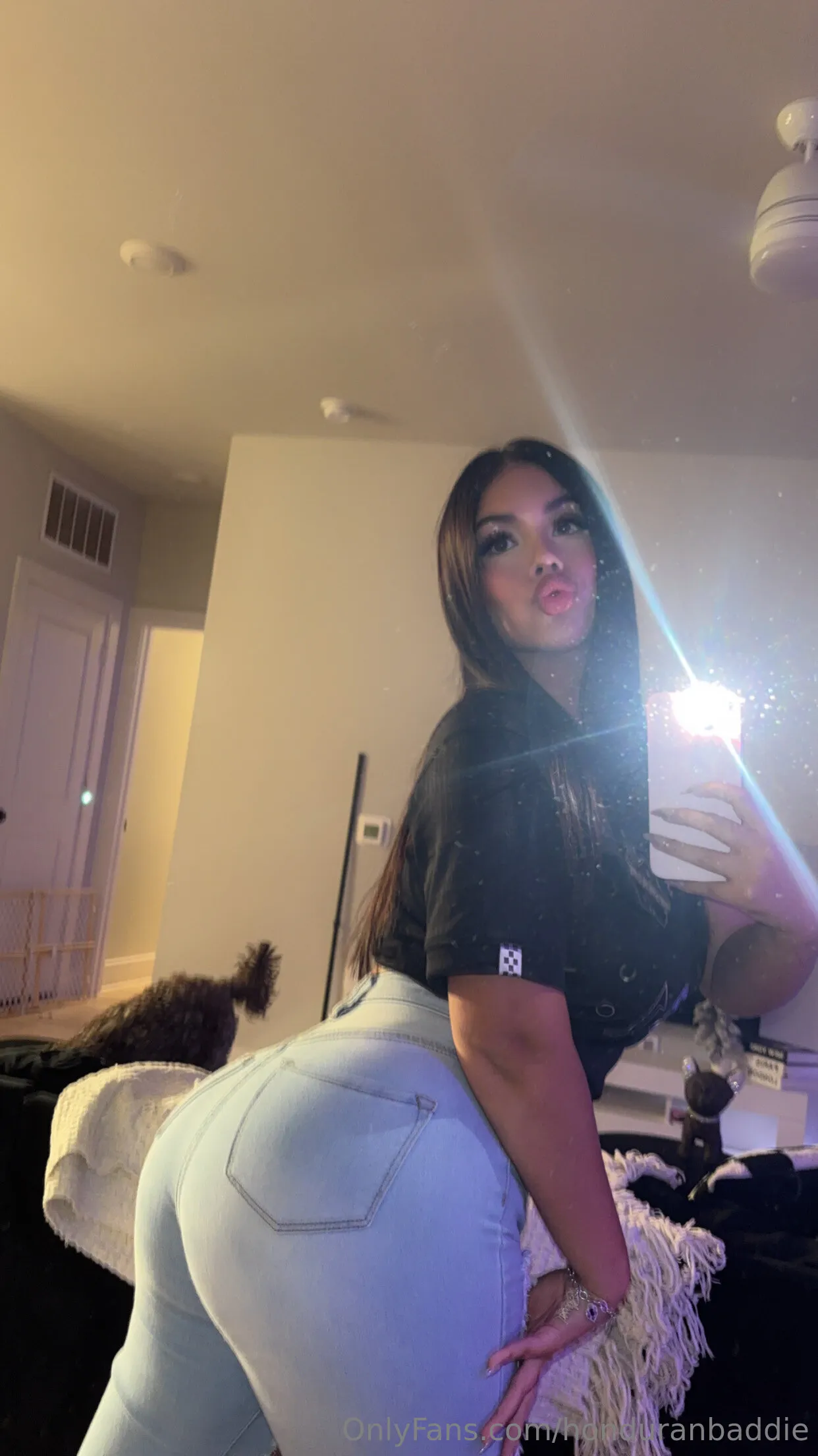 Bigbootyfreak 🤪🍑 the nude