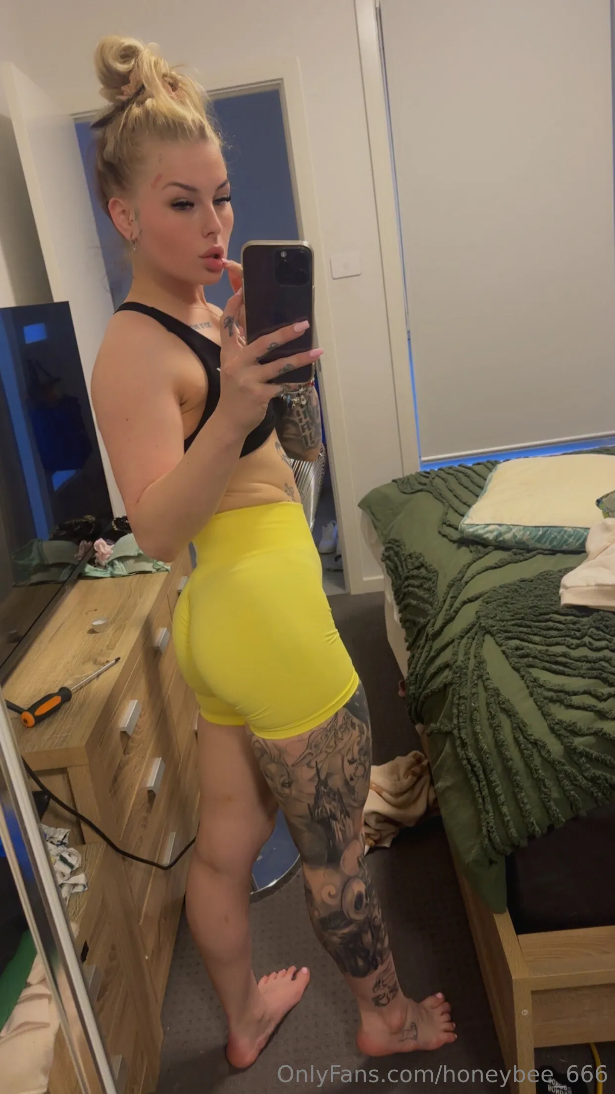 Would you eat my ass baby 🥵🙊