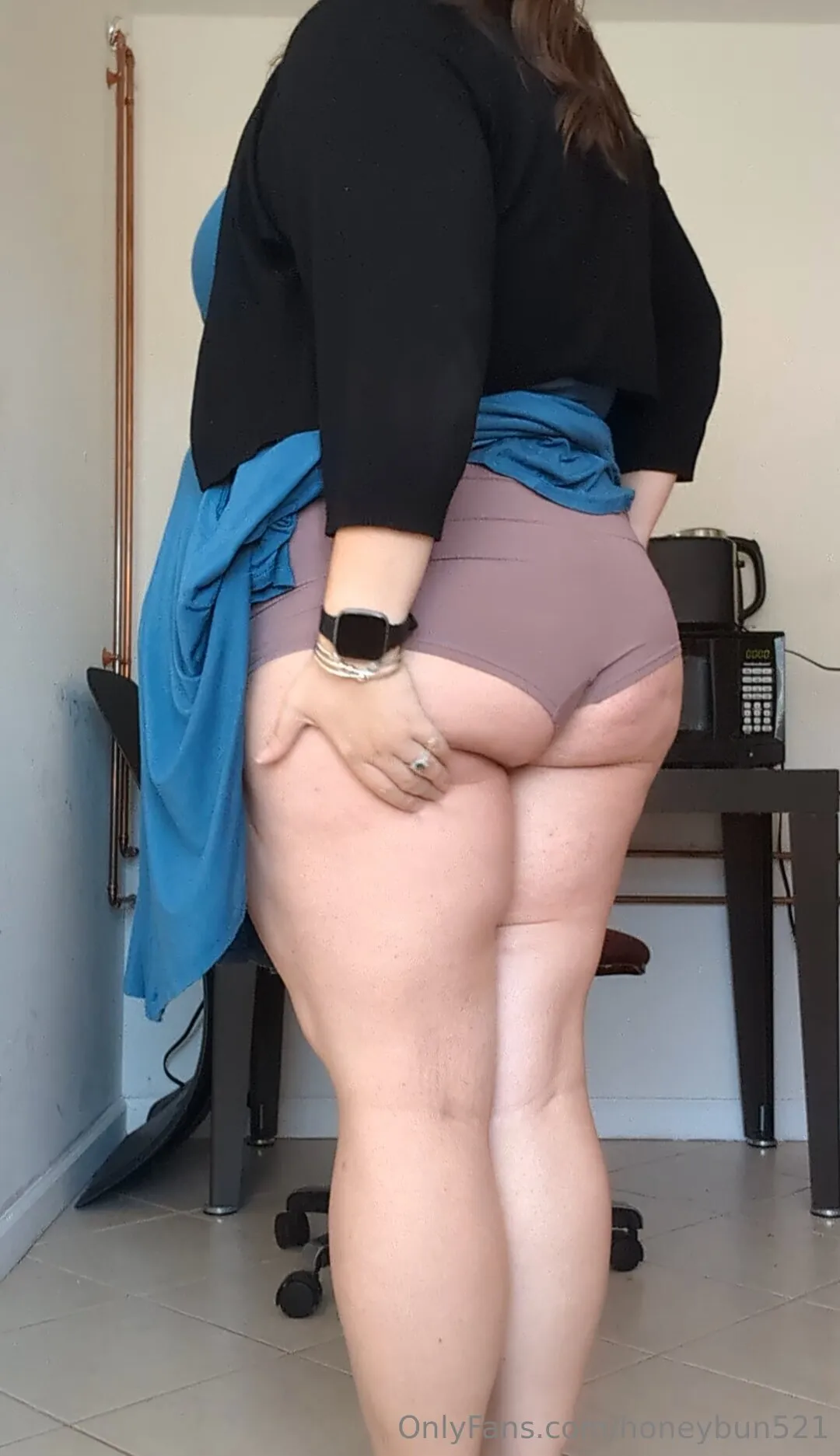 Bunny 🍯🐰 jane molly