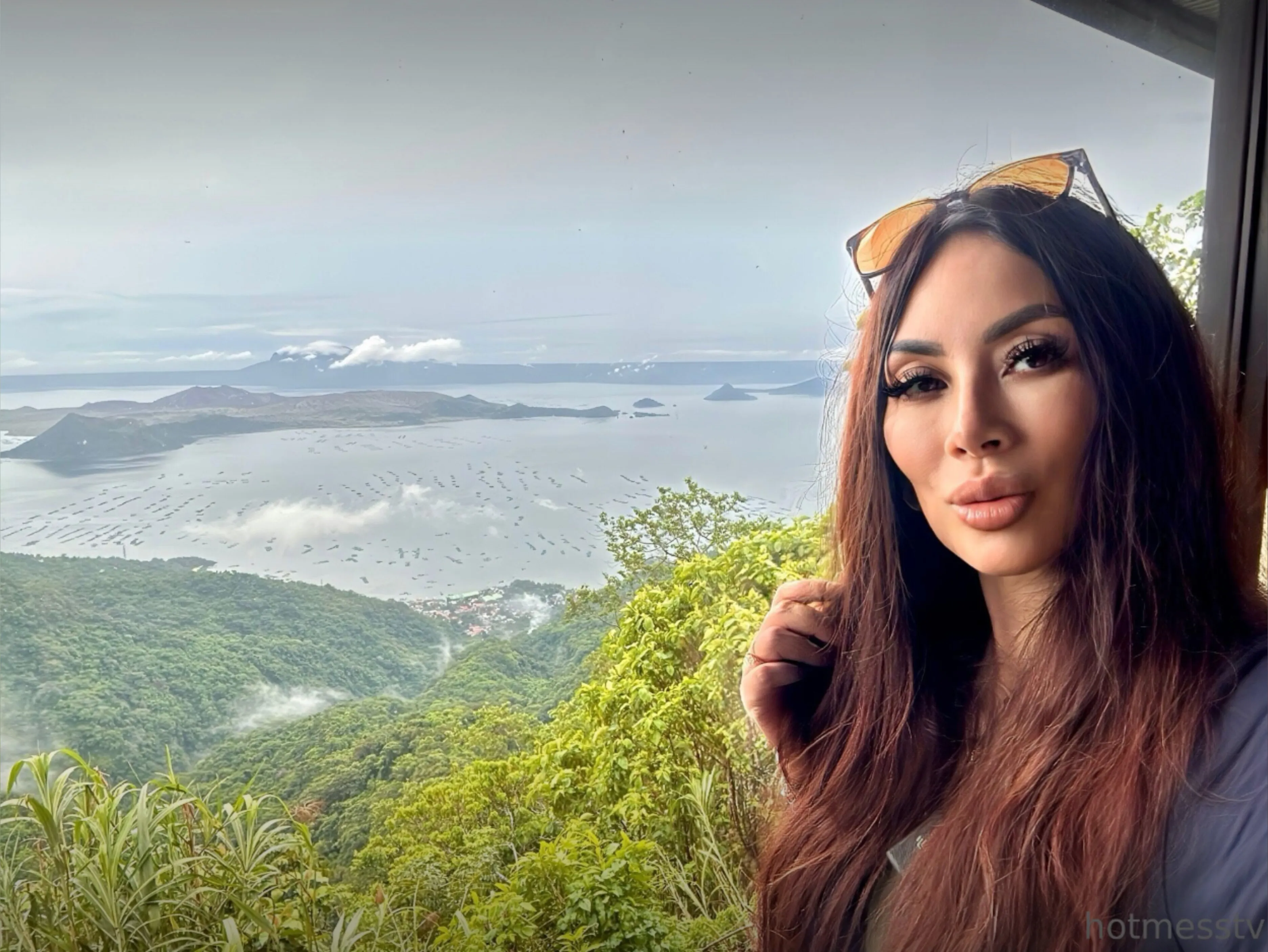 OVER 50 Jess @HotMessTV